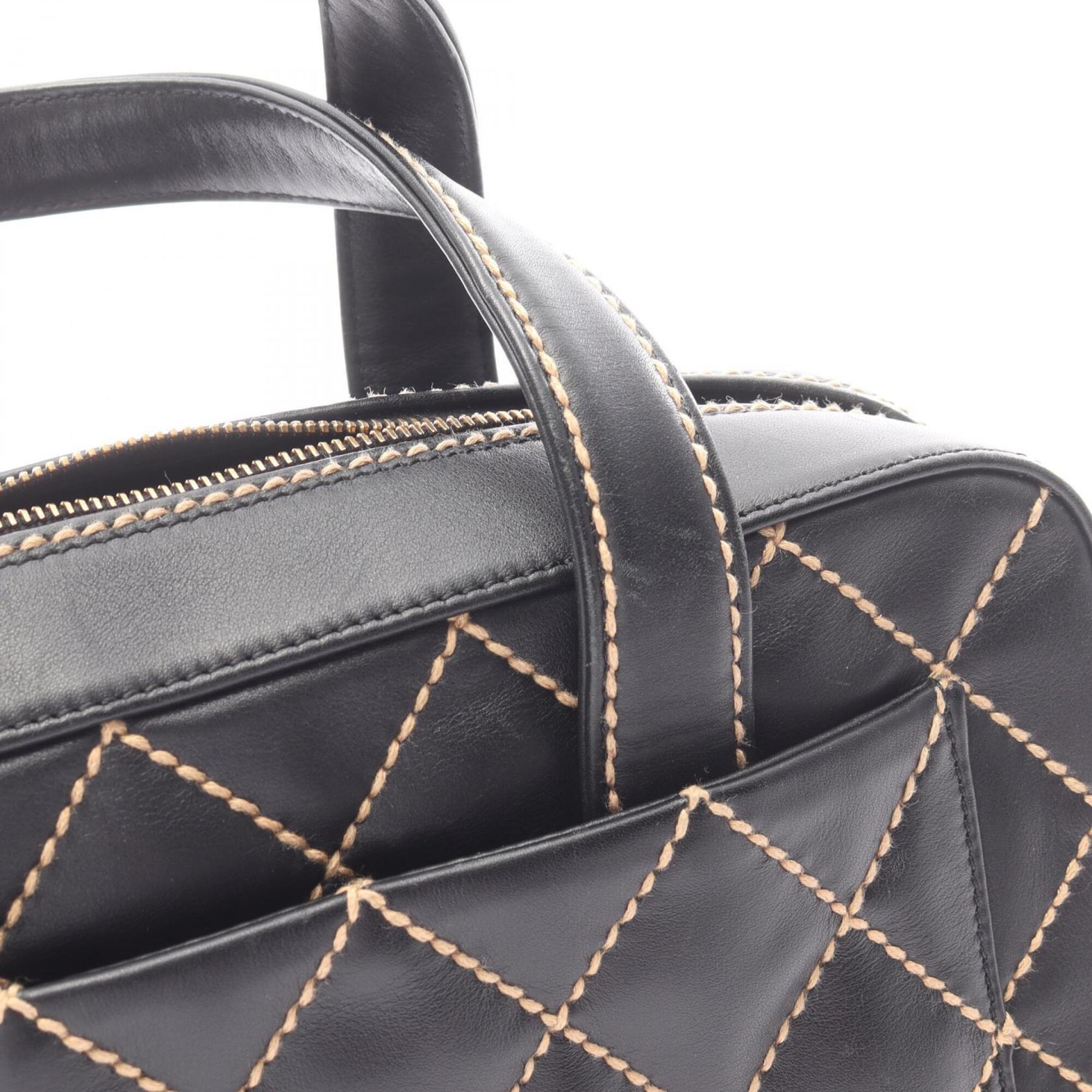 Chanel Black Leather Handbag (Pre-Owned)