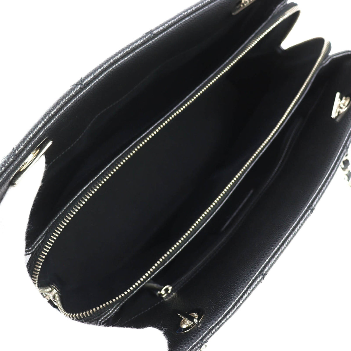 Chanel Matelasse Black Grained Calfskin Tote Bag (Pre-Owned)