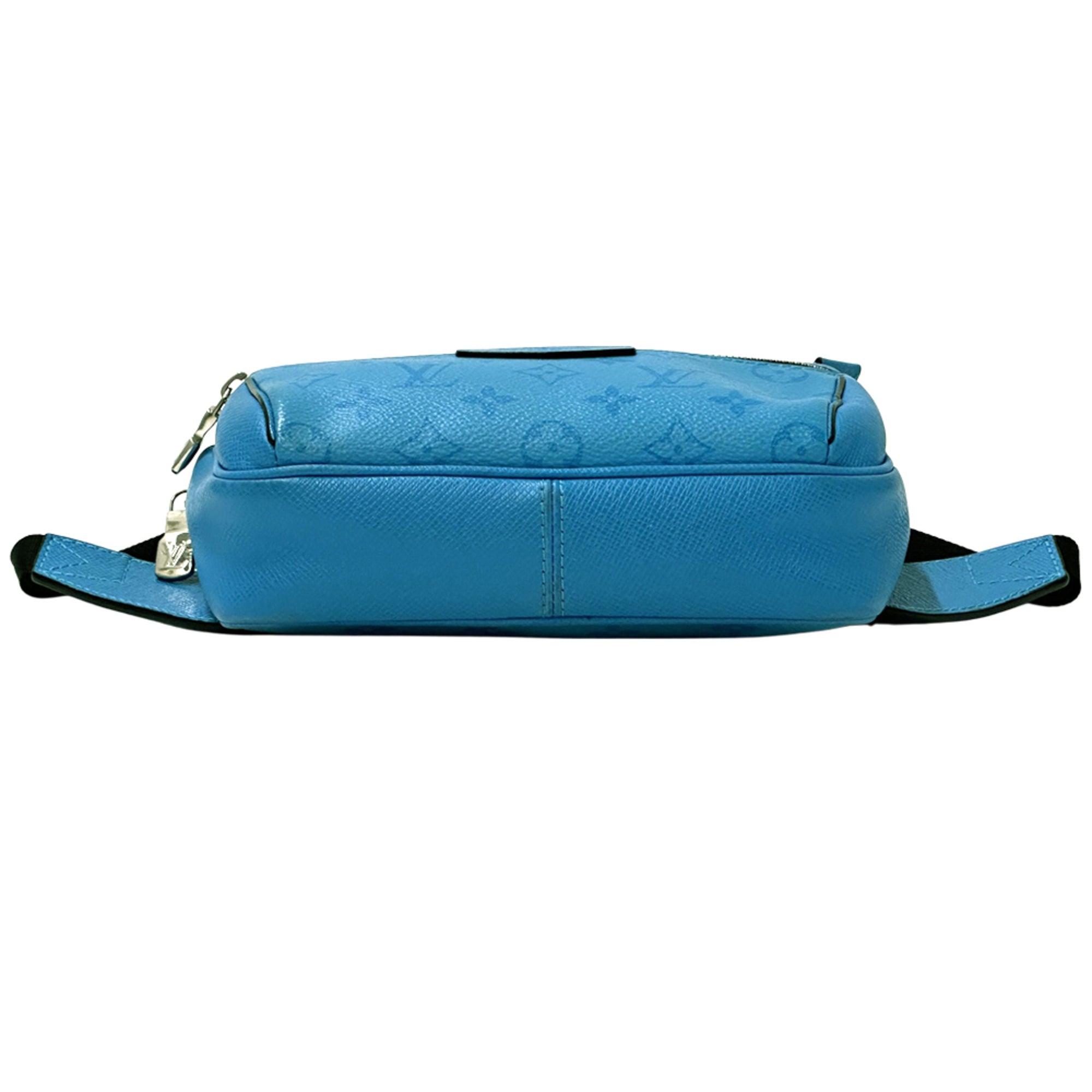 Louis Vuitton Blue Taiga Leather Handbag Sling Bag (Pre-Owned)