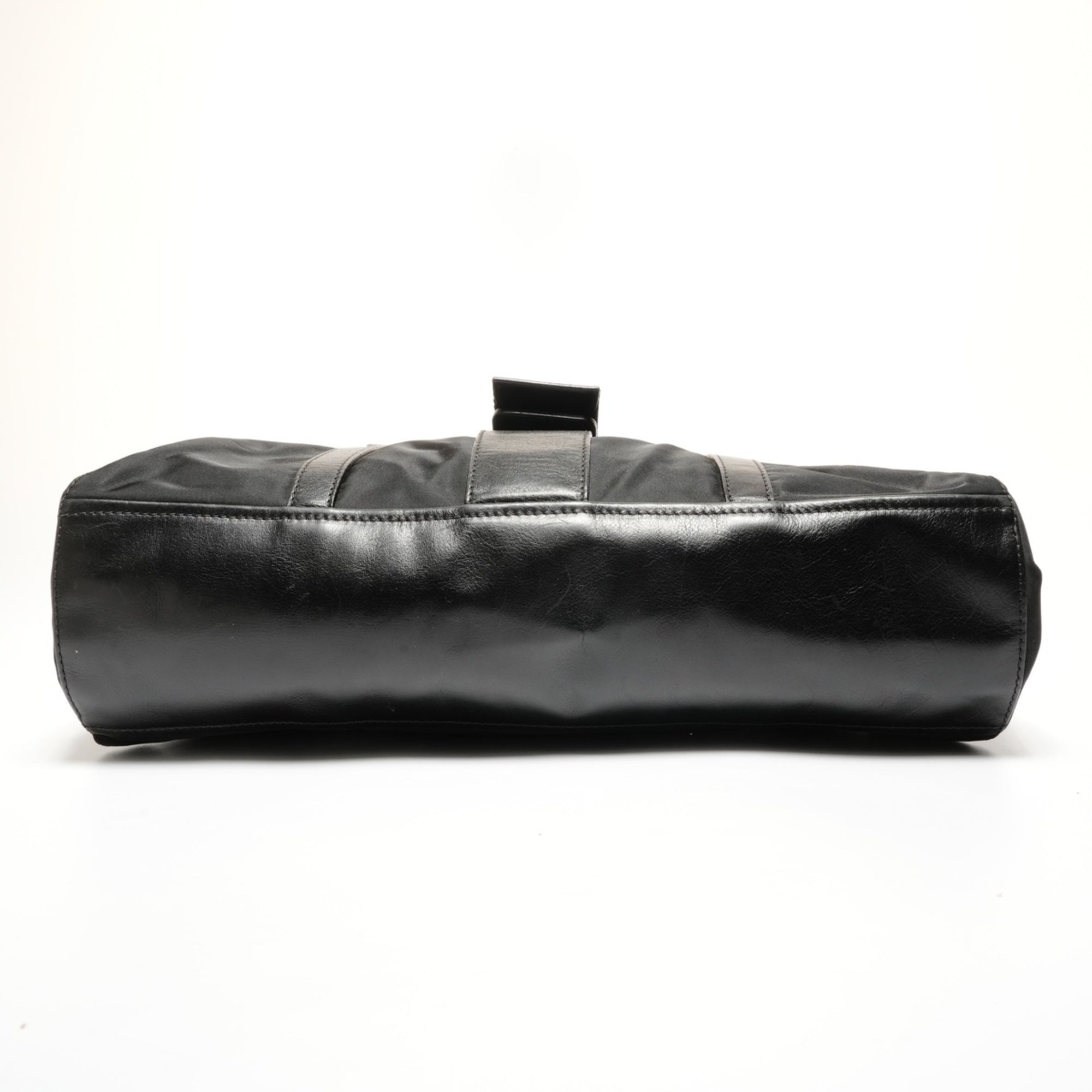 Prada Black Nylon Shoulder Bag (Pre-Owned)