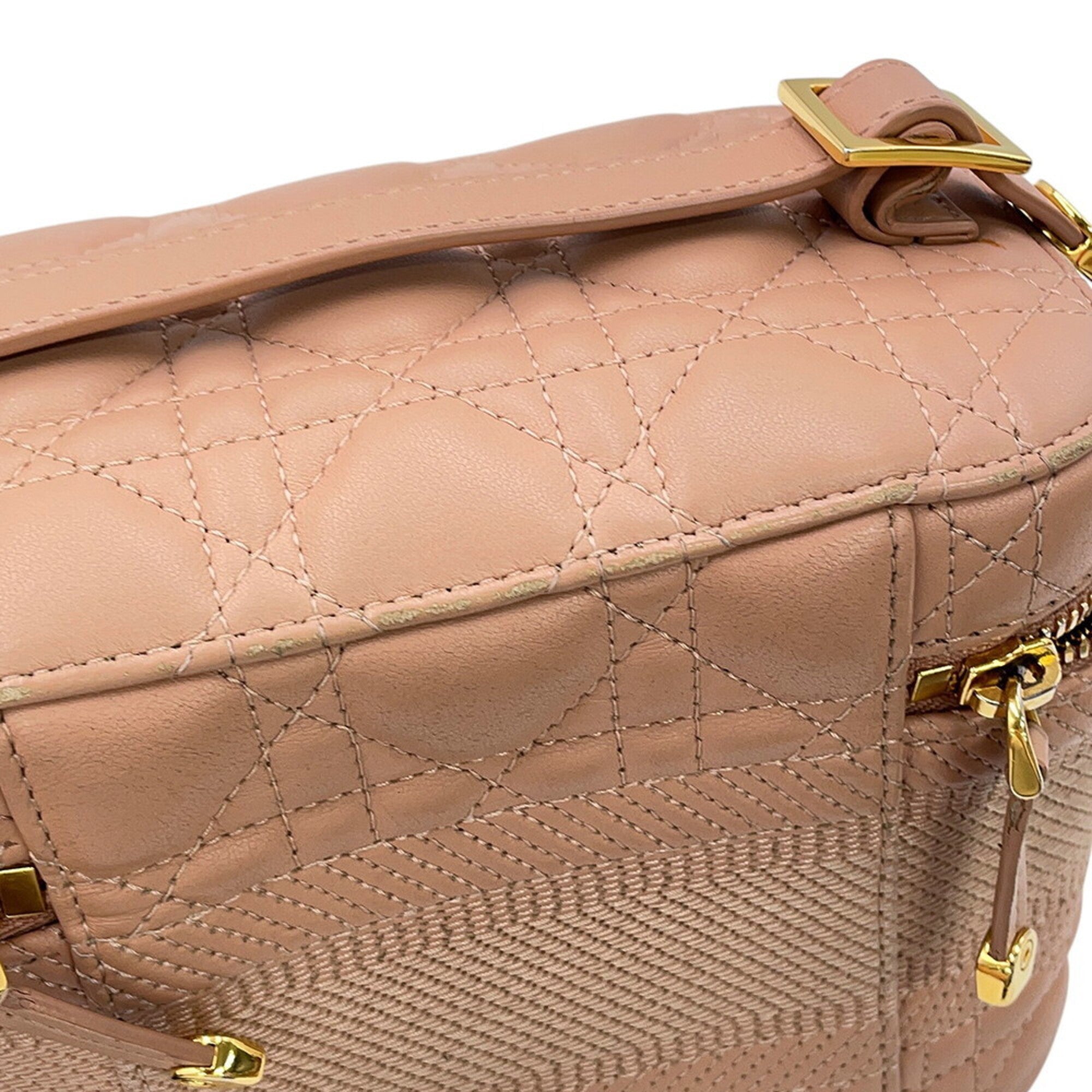 Christian Dior Gold Leather Handbag Shoulder Bag (Pre-Owned)
