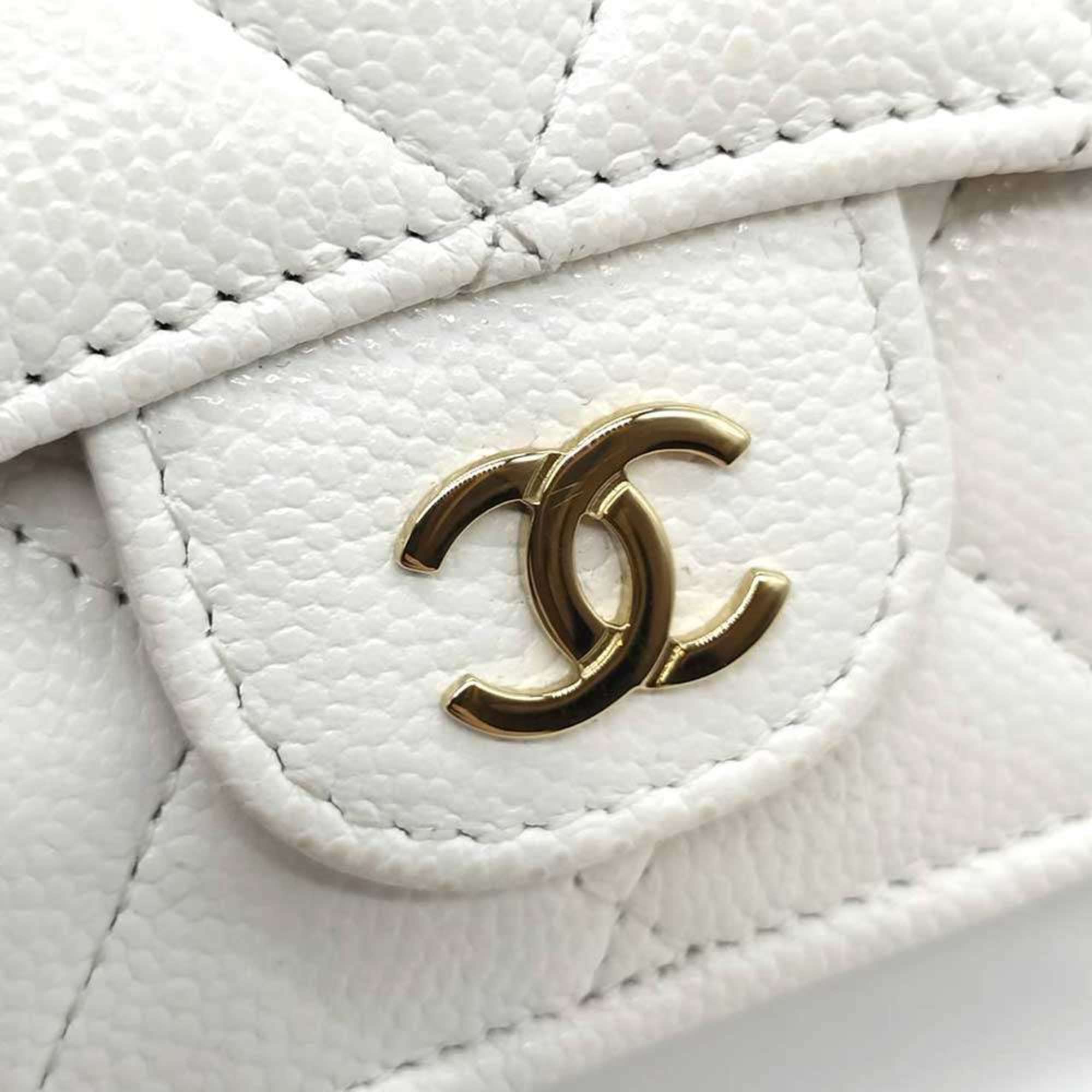 Chanel White Grained Calfskin Wallet (Tri-Fold) (Pre-Owned)