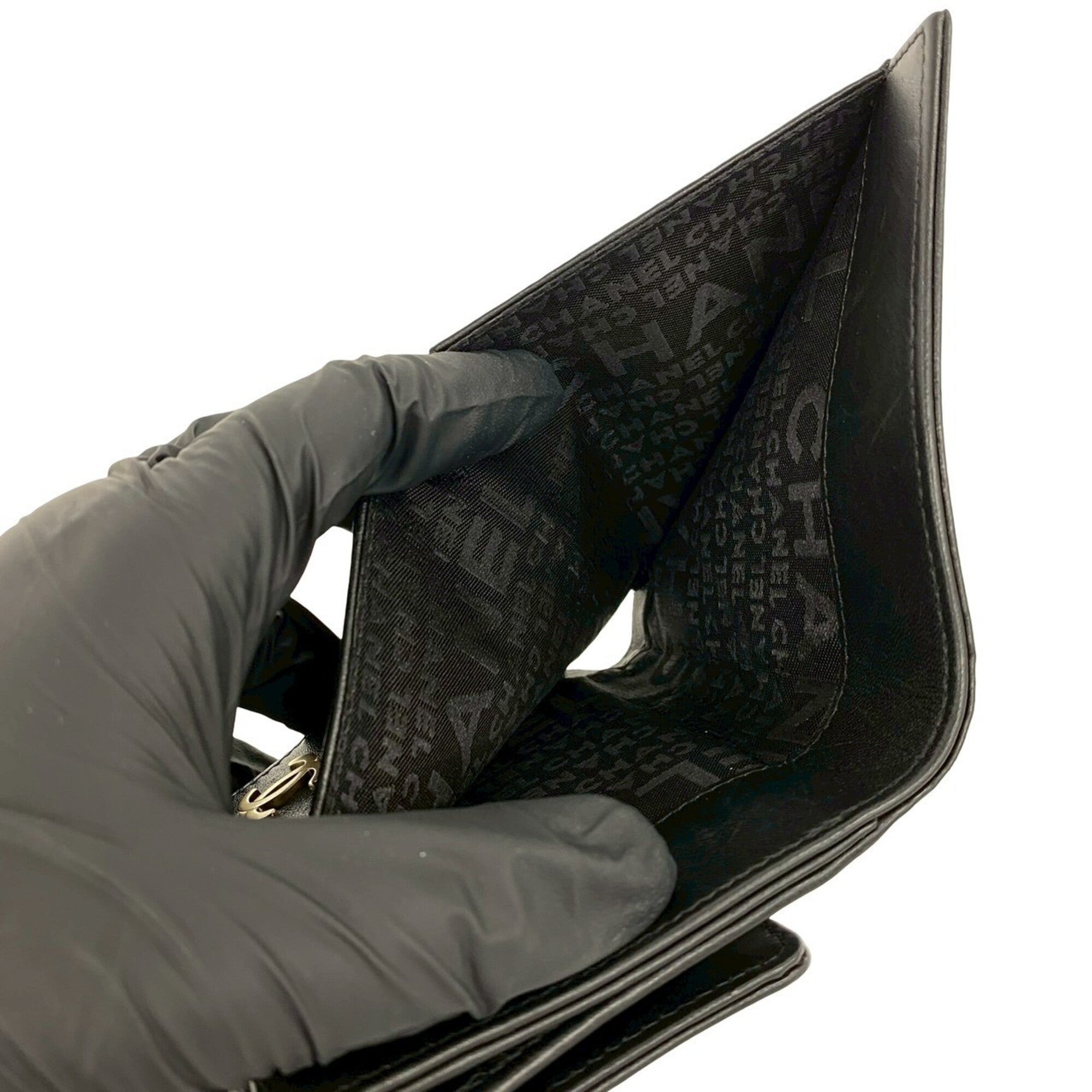 Chanel Black Leather Wallet (Bi-Fold) (Pre-Owned)