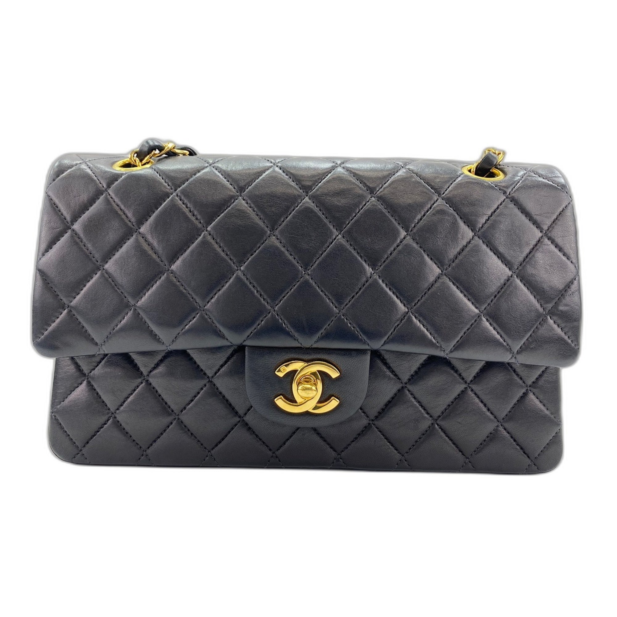 Chanel Matelasse Black Shoulder Bag (Pre-Owned)
