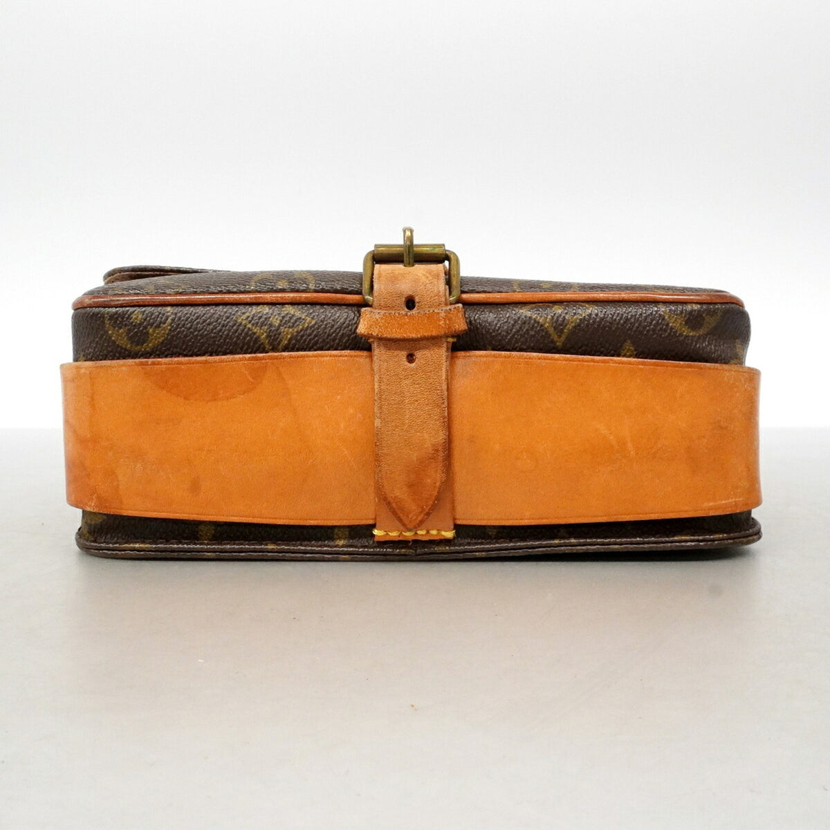 Louis Vuitton Brown Shoulder Bag (Pre-Owned)