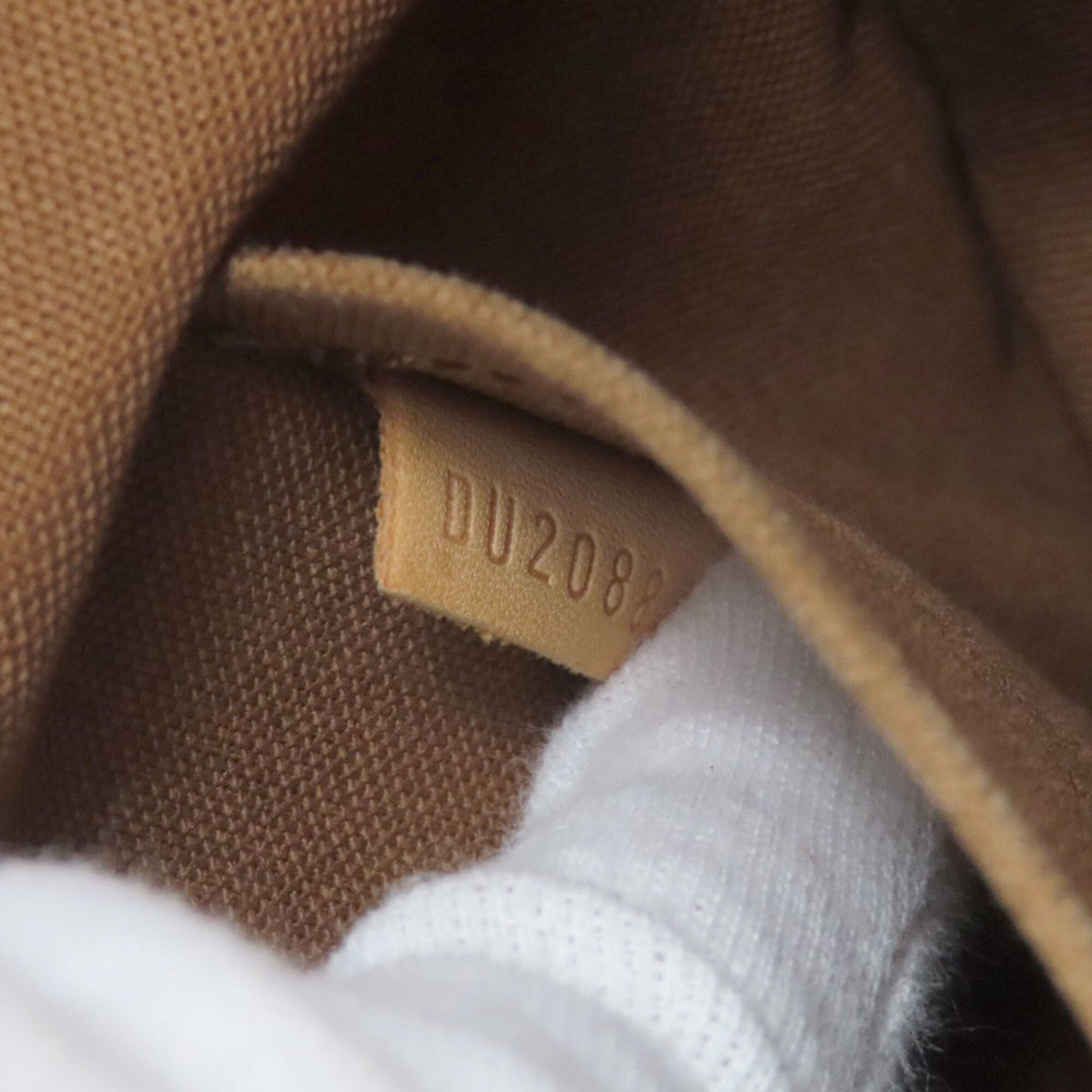 Louis Vuitton Monogram Monogram Tote Bag (Pre-Owned)
