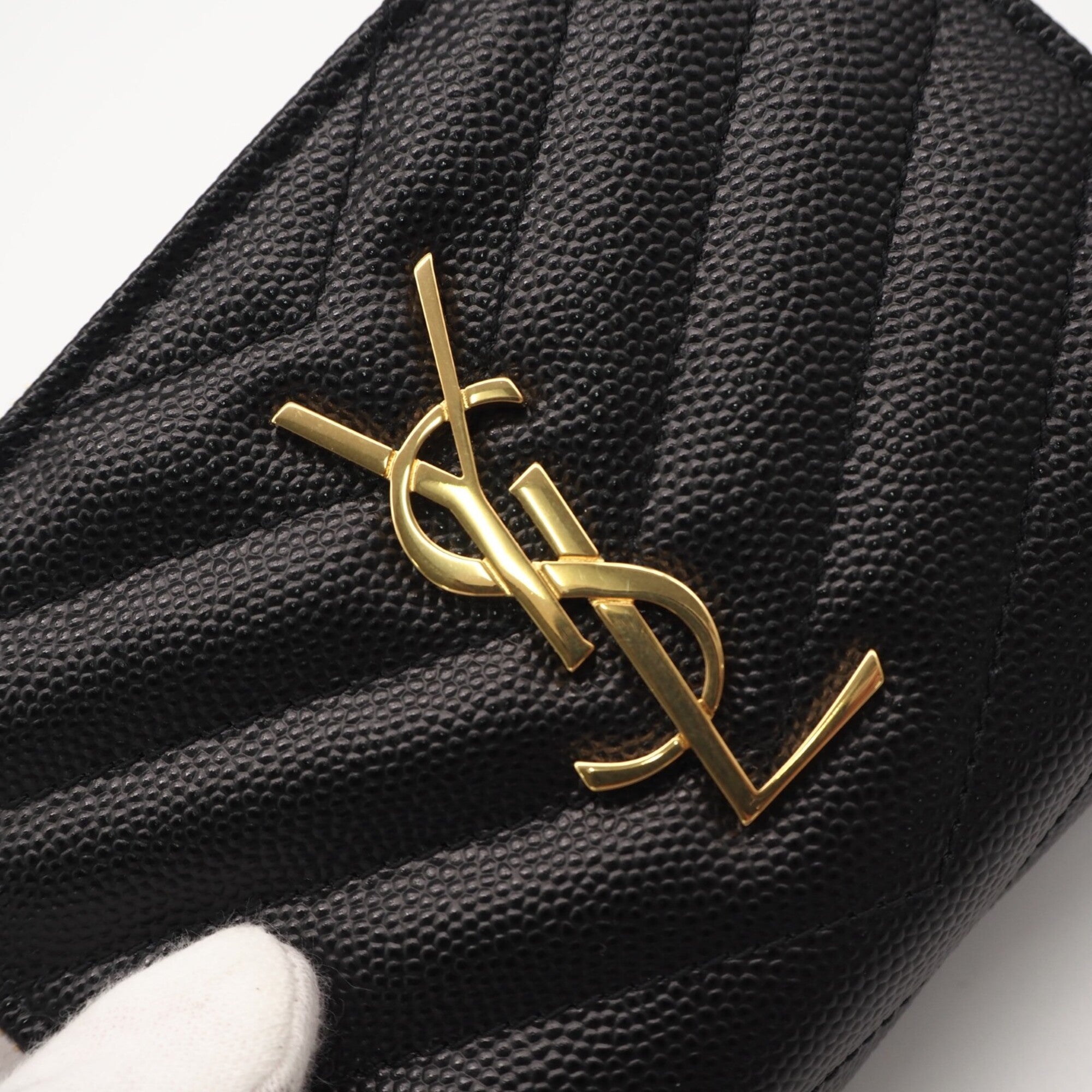 Yves Saint Laurent Black Leather Wallet (Bi-Fold) (Pre-Owned)