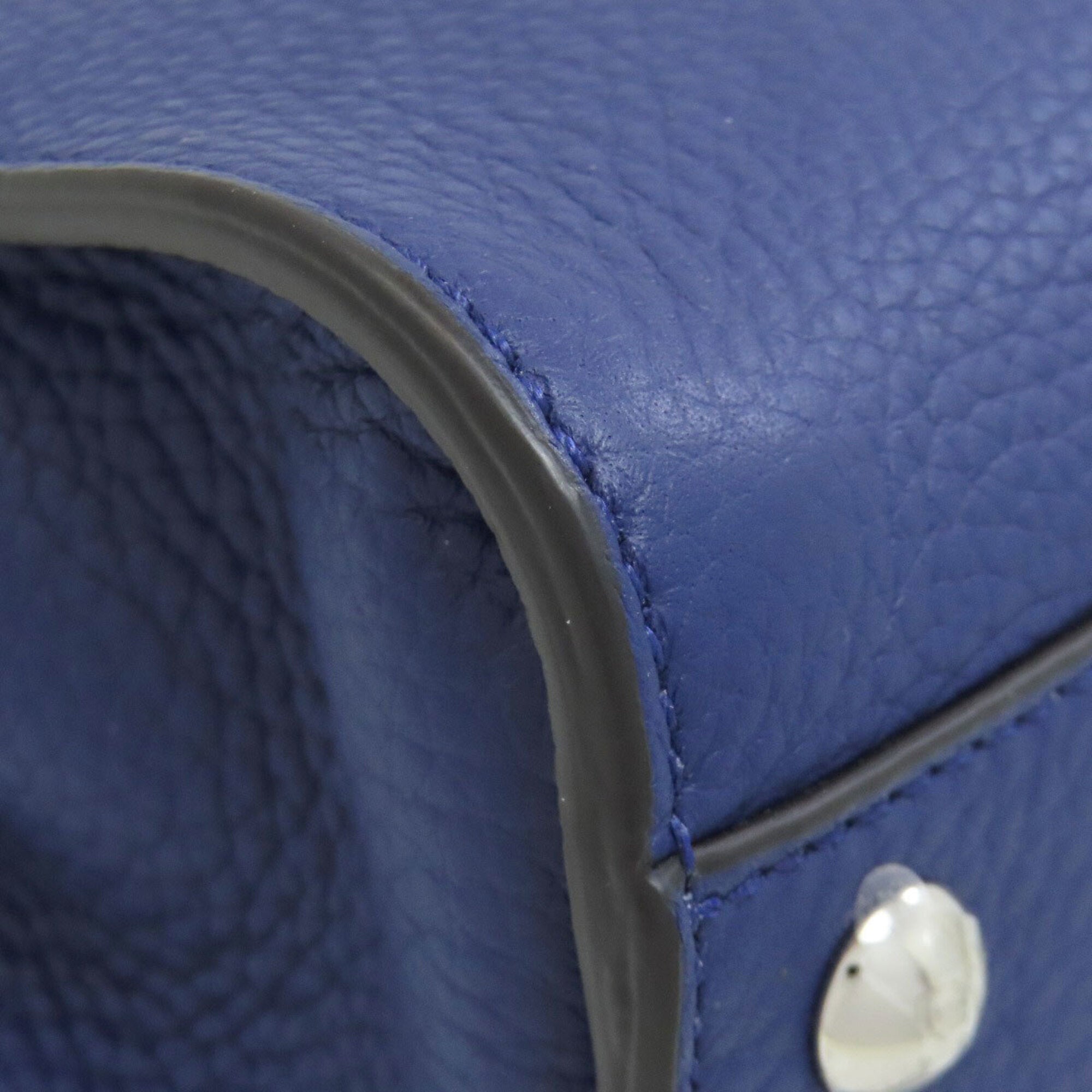 Fendi Blue Leather Handbag (Pre-Owned)