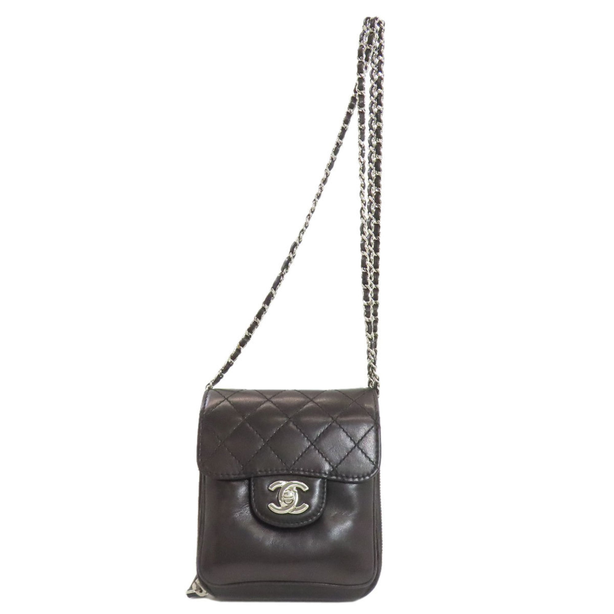 Chanel Black Leather Shoulder Bag (Pre-Owned)
