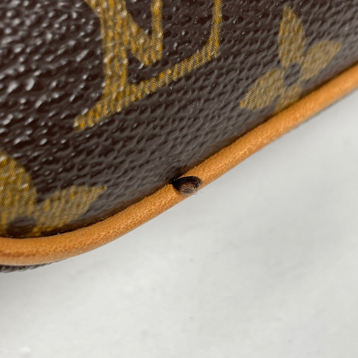 Louis Vuitton Brown Monogram Handbag Shoulder Bag (Pre-Owned)