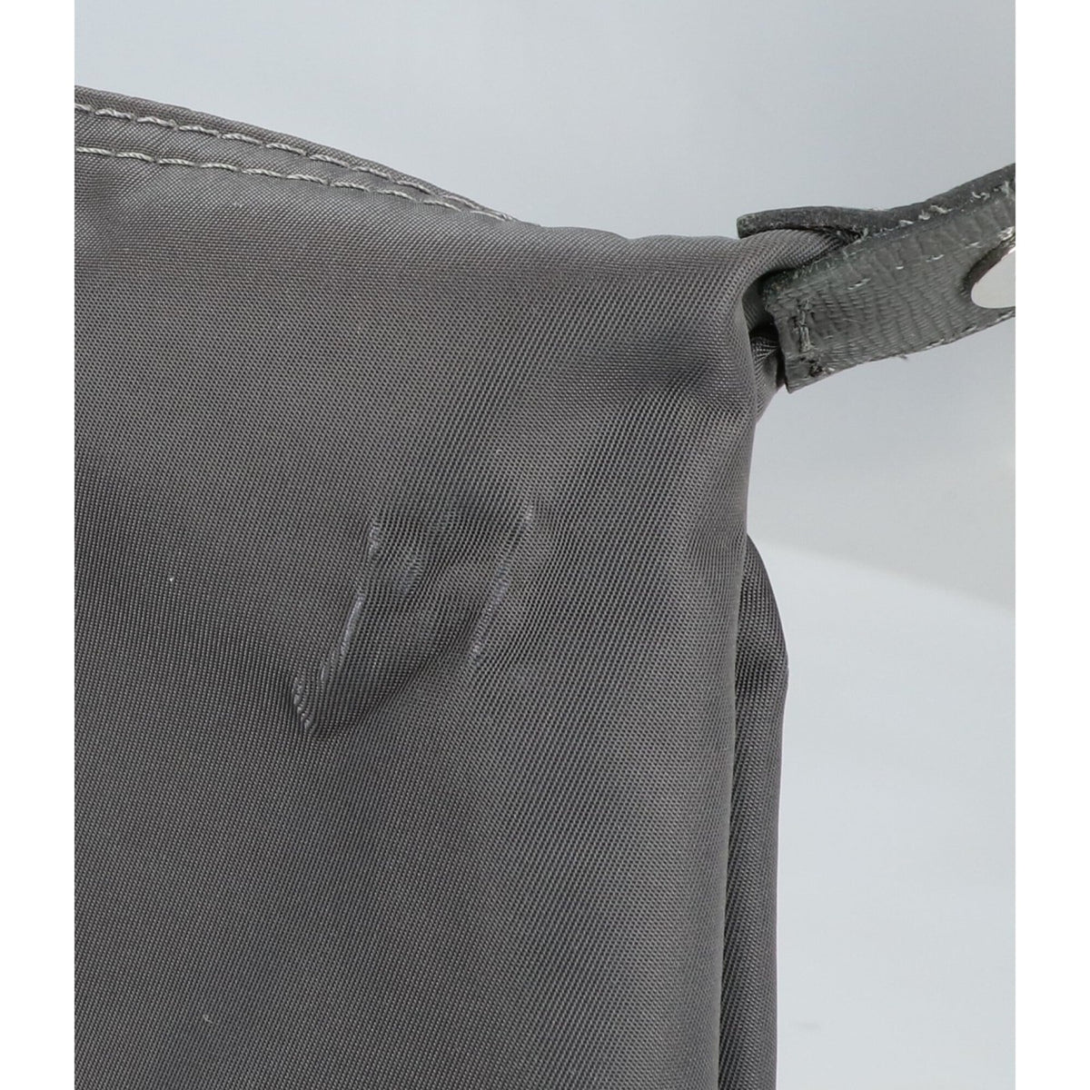 Longchamp Gray Nylon Tote Bag (Pre-Owned)