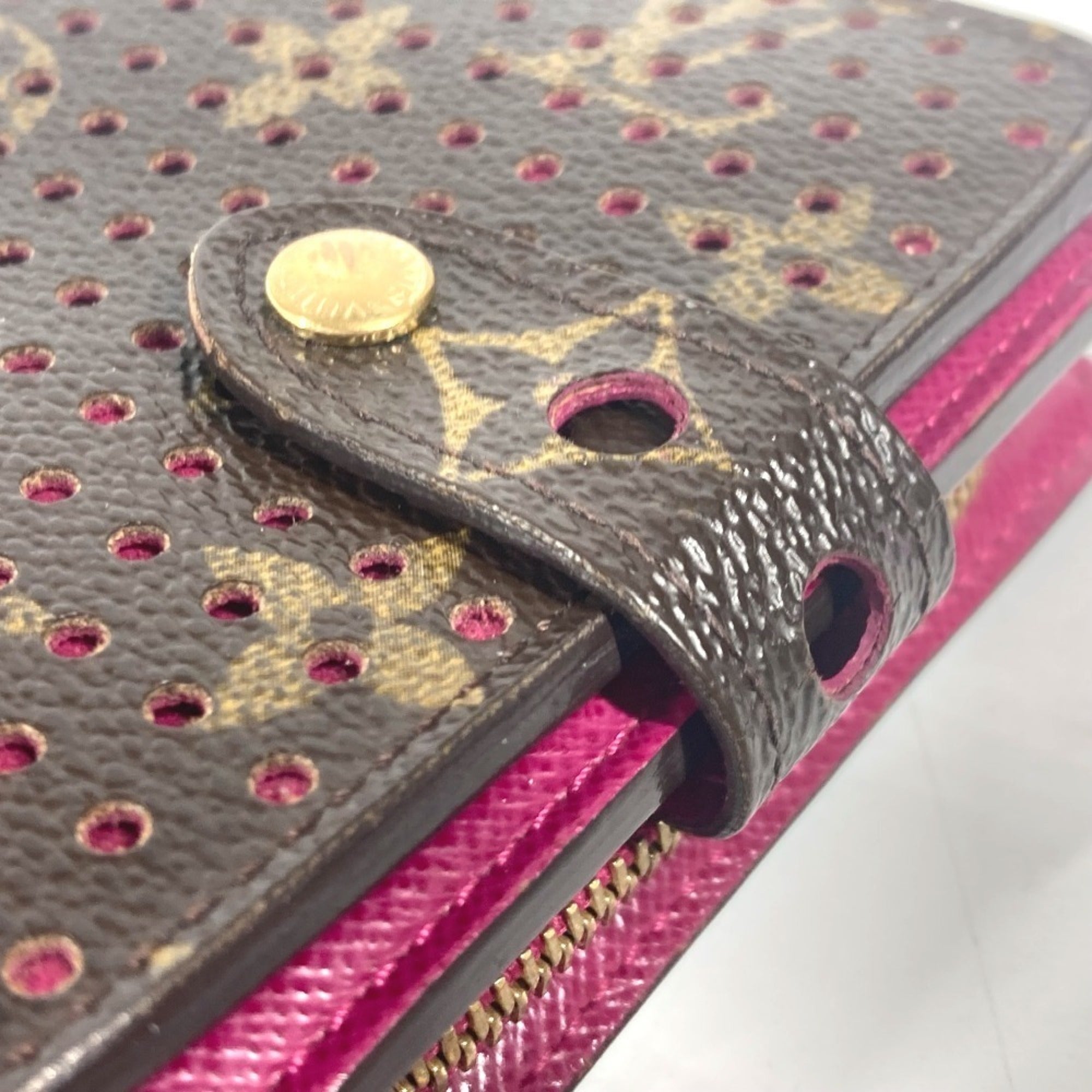 Louis Vuitton Brown Fuchsia Pink Monogram Wallet (Bi-Fold) (Pre-Owned)