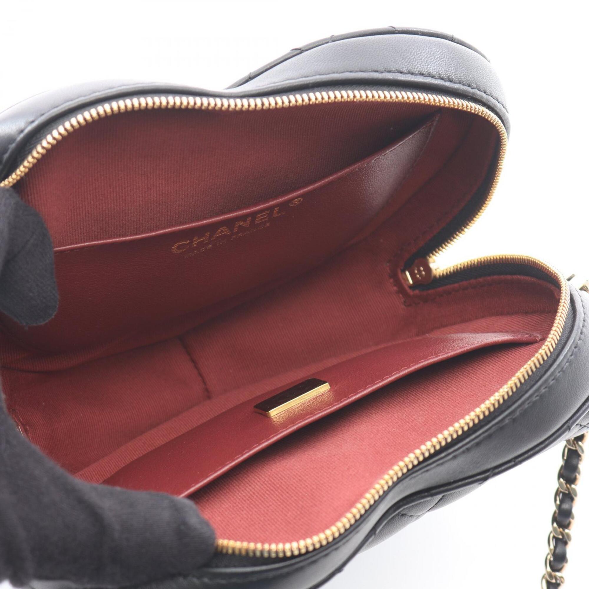 Chanel Black Leather Handbag Shoulder Bag (Pre-Owned)