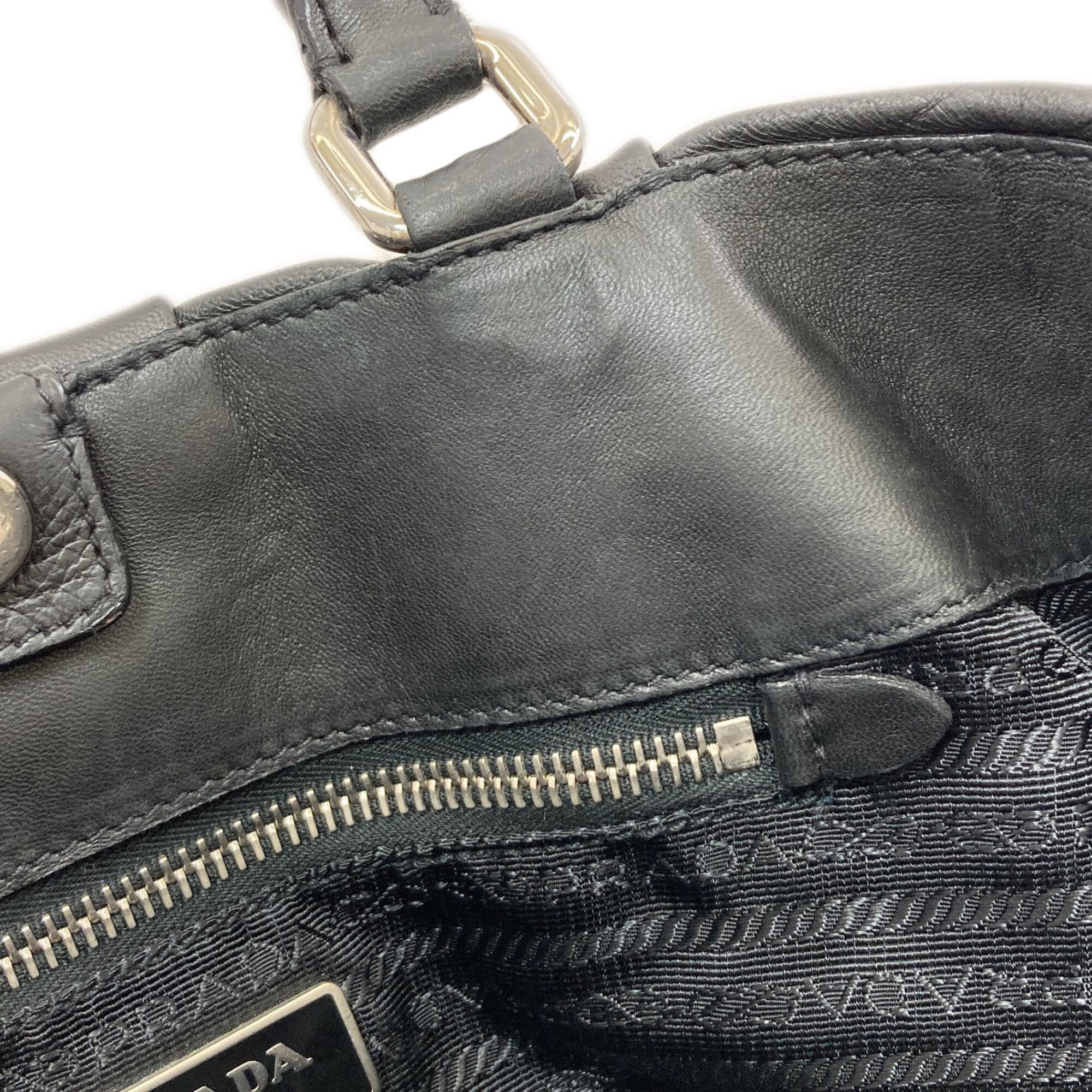 Prada Black Leather Handbag (Pre-Owned)