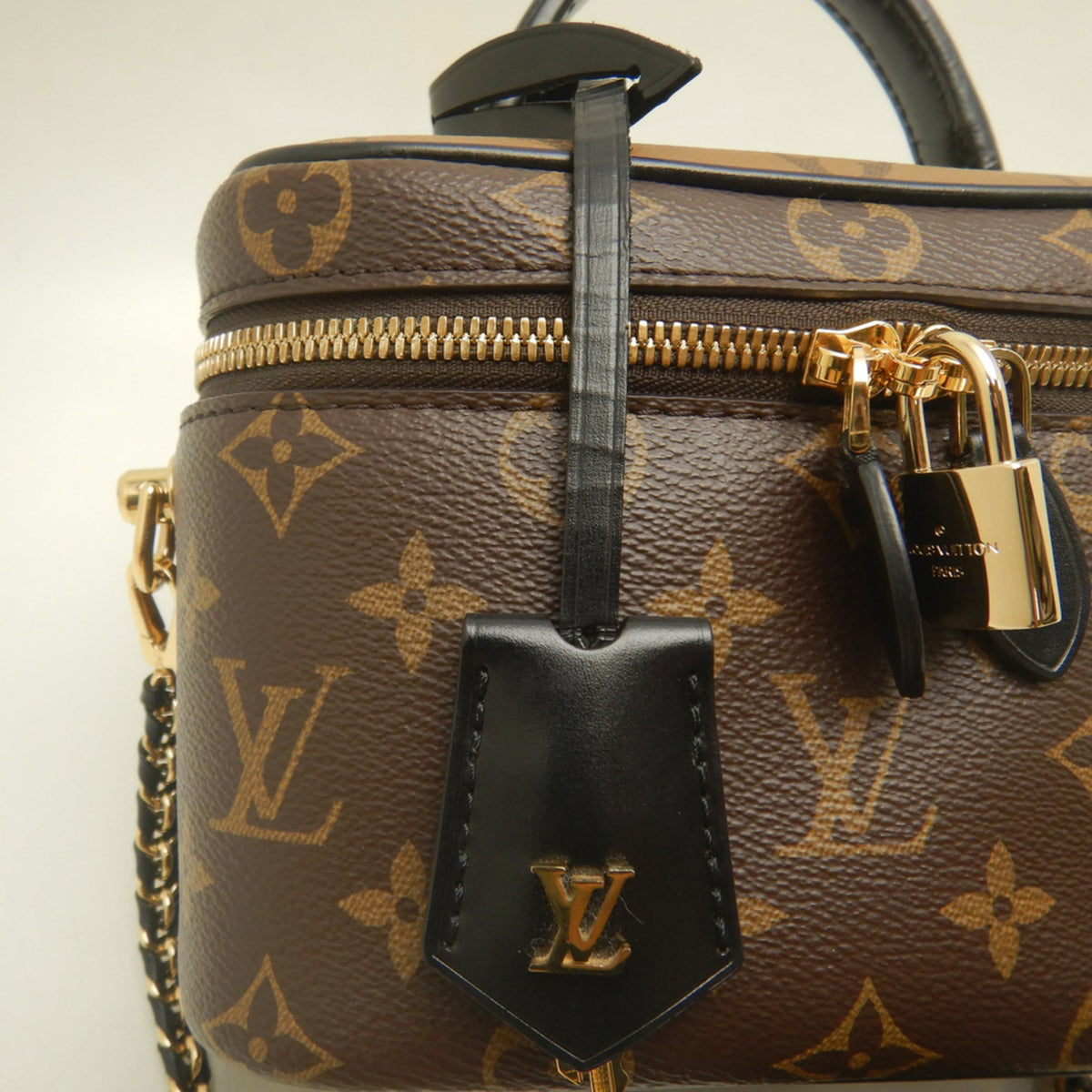 Louis Vuitton Brown Monogram Monogram Handbag (Pre-Owned)