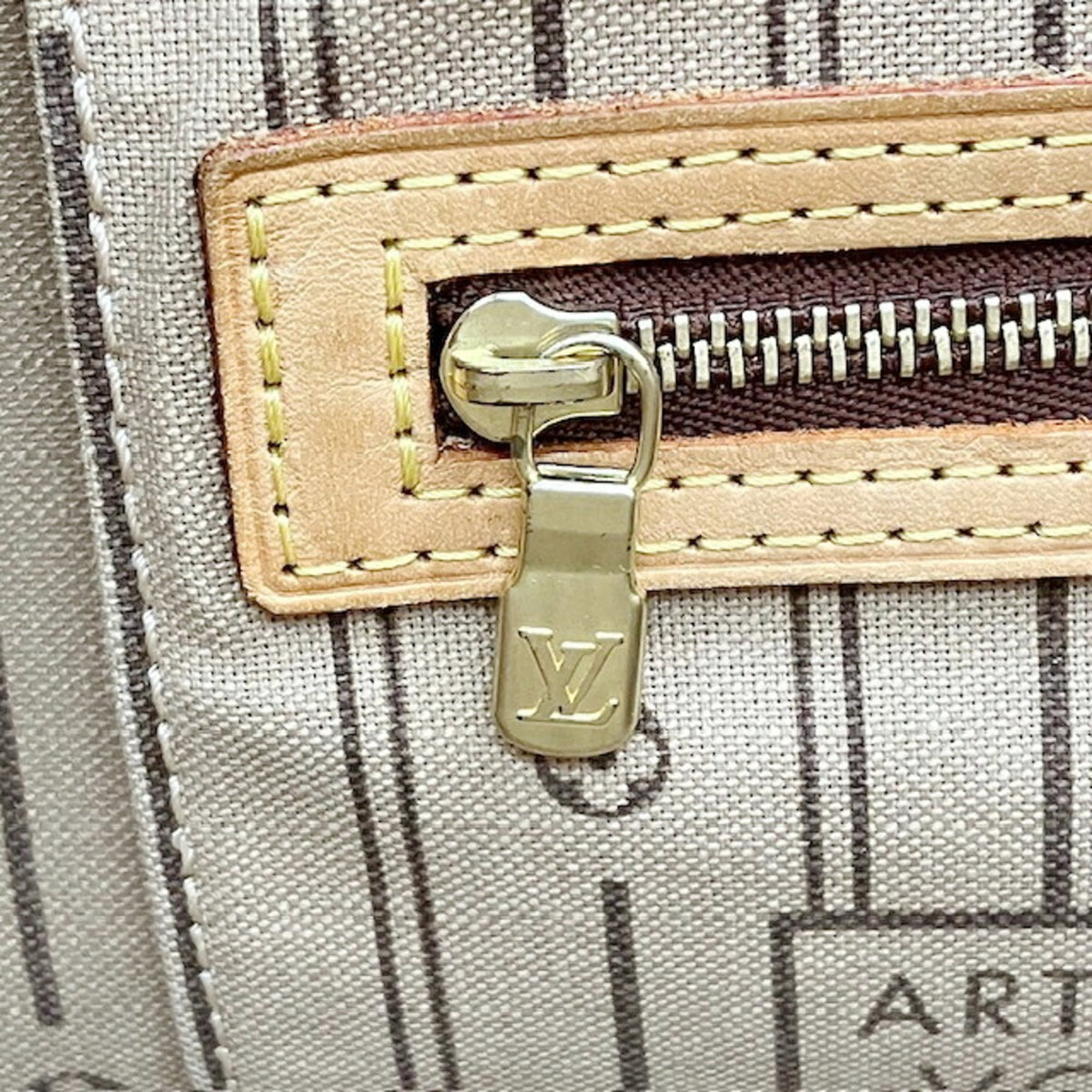 Louis Vuitton Monogram Monogram Handbag Tote Bag (Pre-Owned)