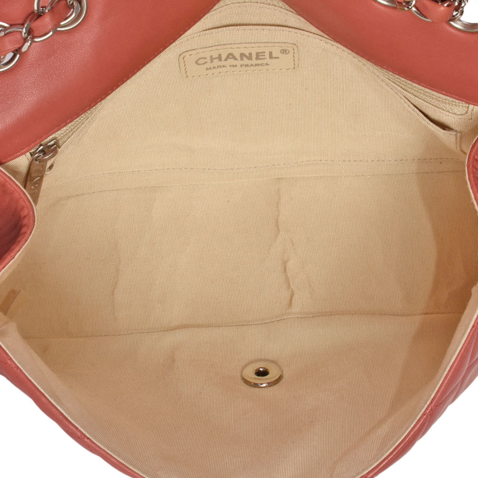 Chanel Pink Suede Shoulder Bag (Pre-Owned)