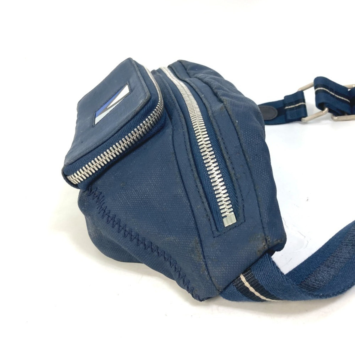 Louis Vuitton Blue Metal Sling Bag (Pre-Owned)