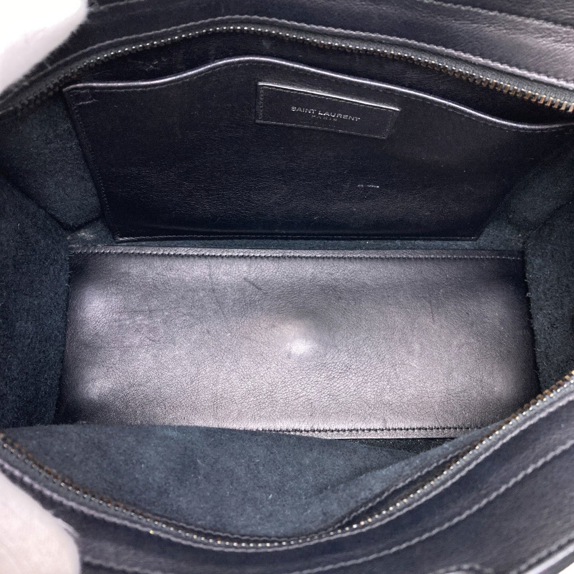 Saint Laurent Black Leather Handbag (Pre-Owned)