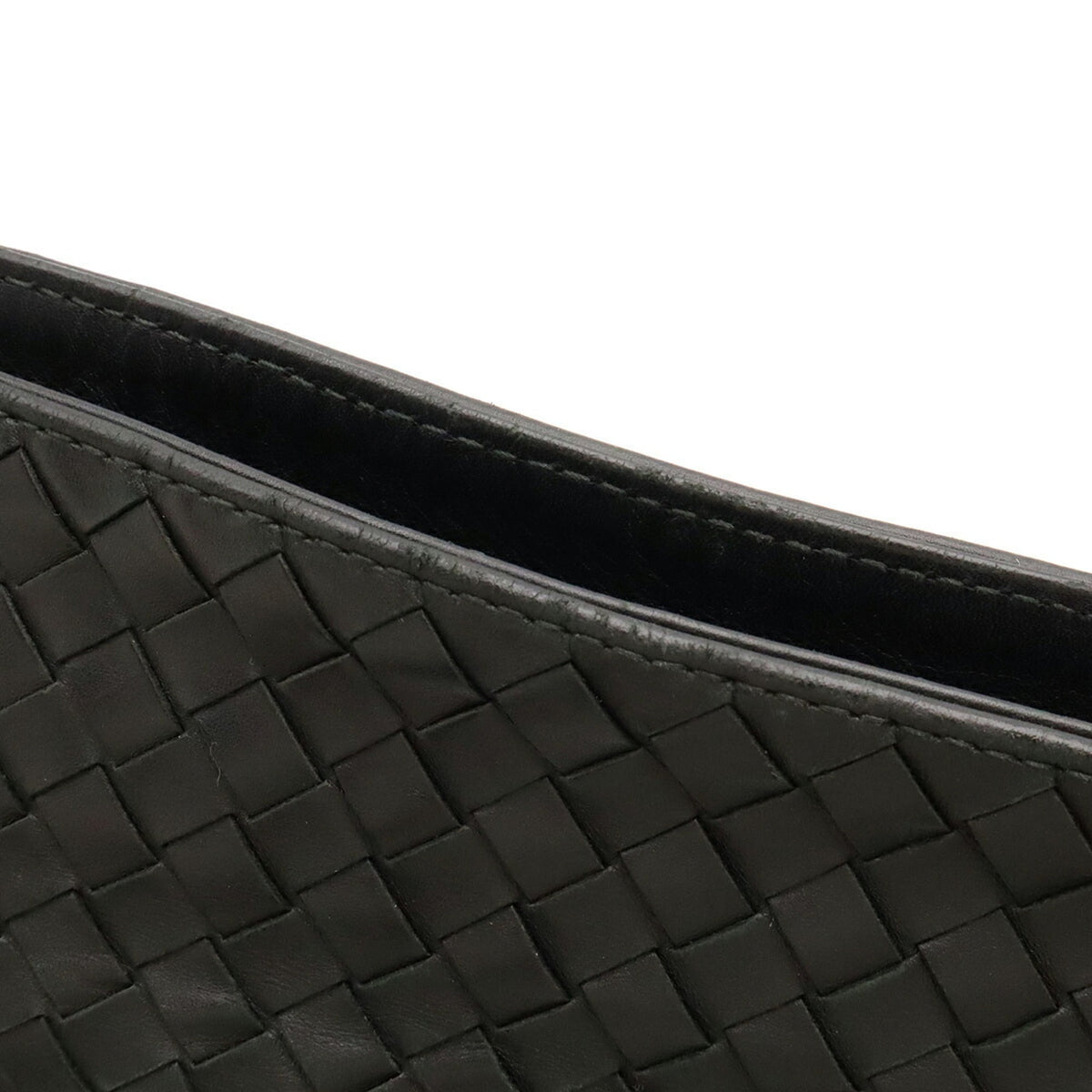 Bottega Veneta Black Intrecciato Shoulder Bag (Pre-Owned)