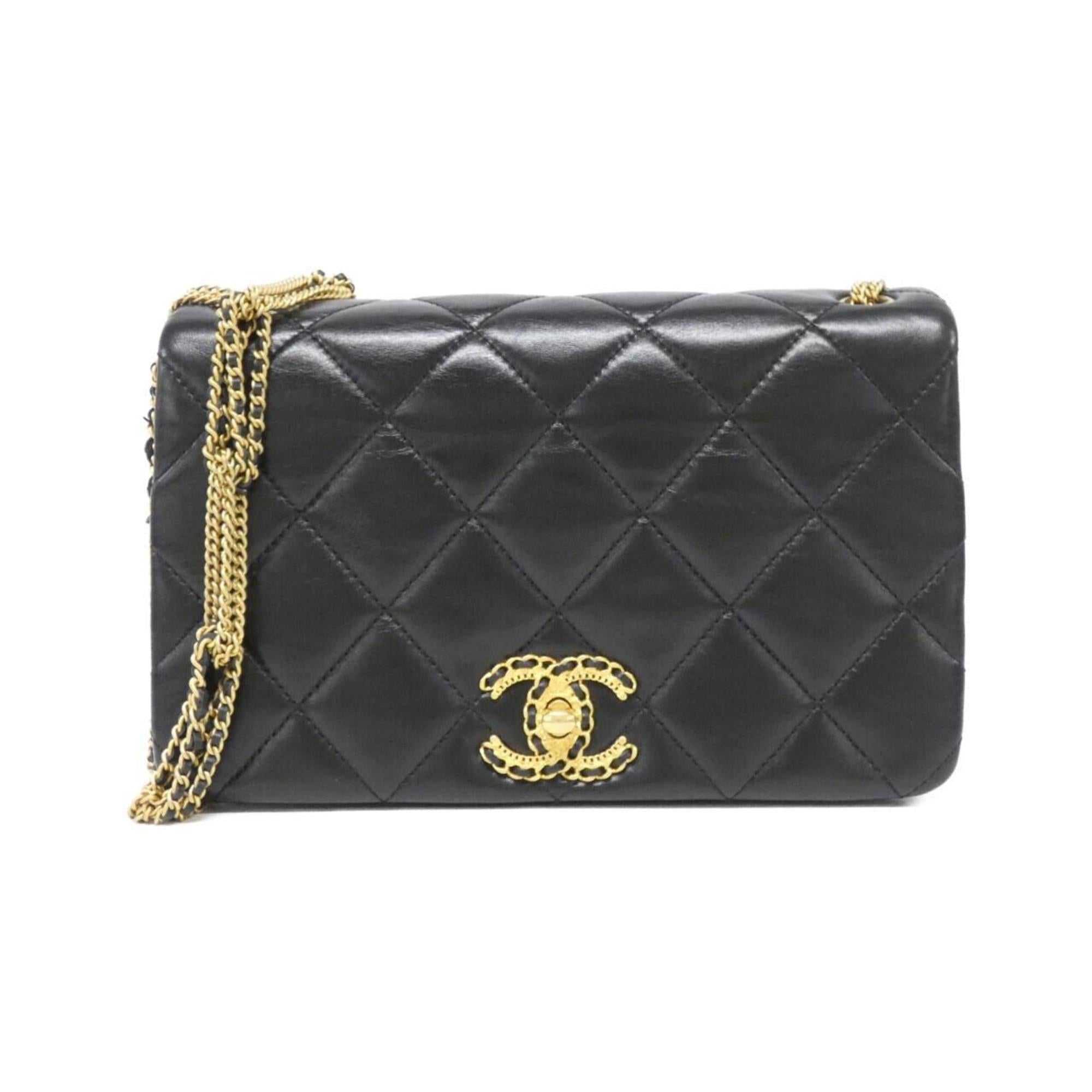Chanel Black Leather Shoulder Bag (Pre-Owned)