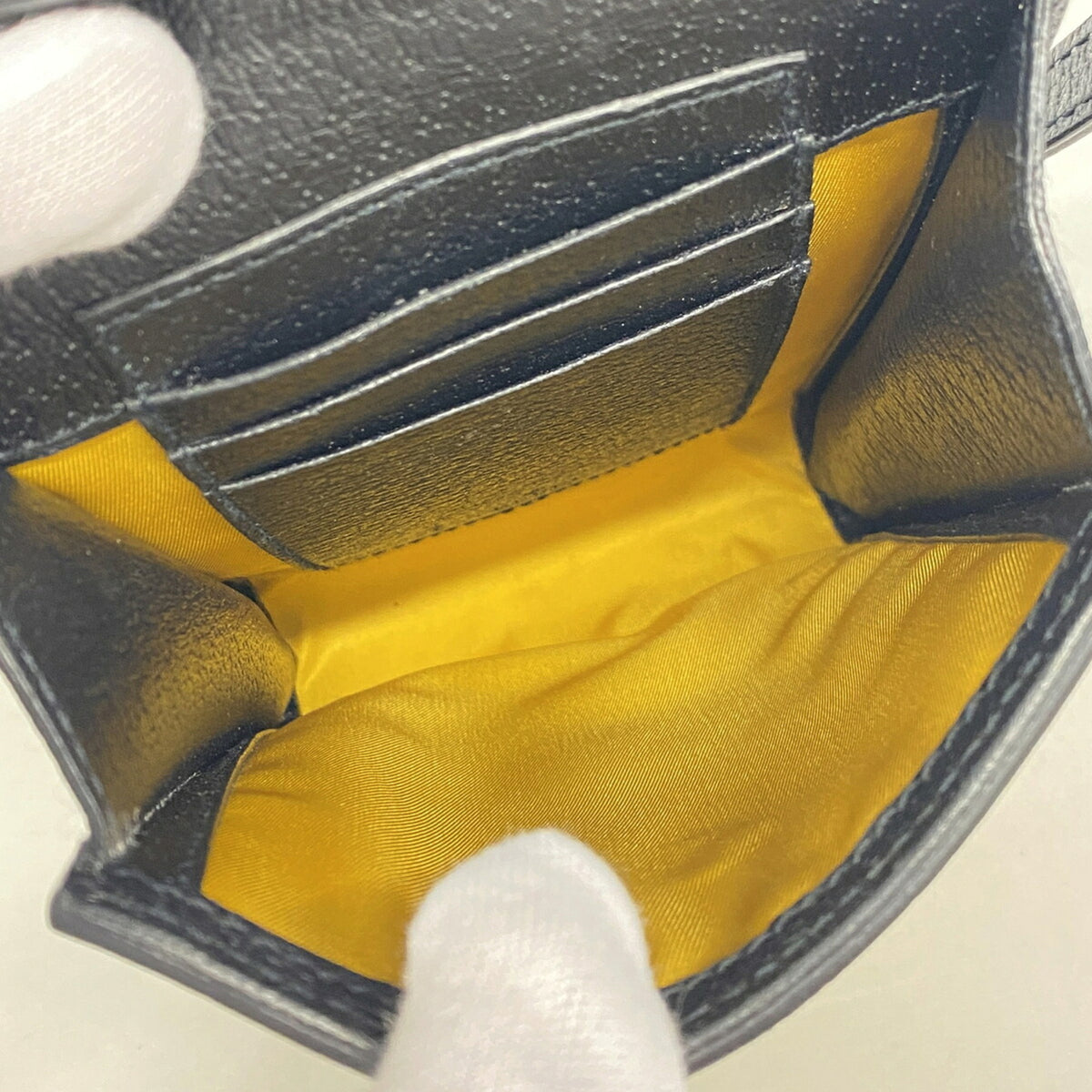 Gucci Black Yellow Nylon Canvas Shoulder Bag (Pre-Owned)