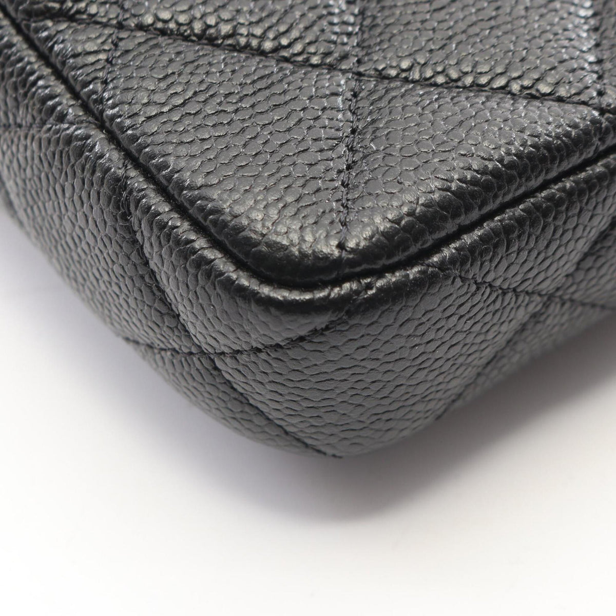 Chanel Black Grained Calfskin Handbag Shoulder Bag (Pre-Owned)