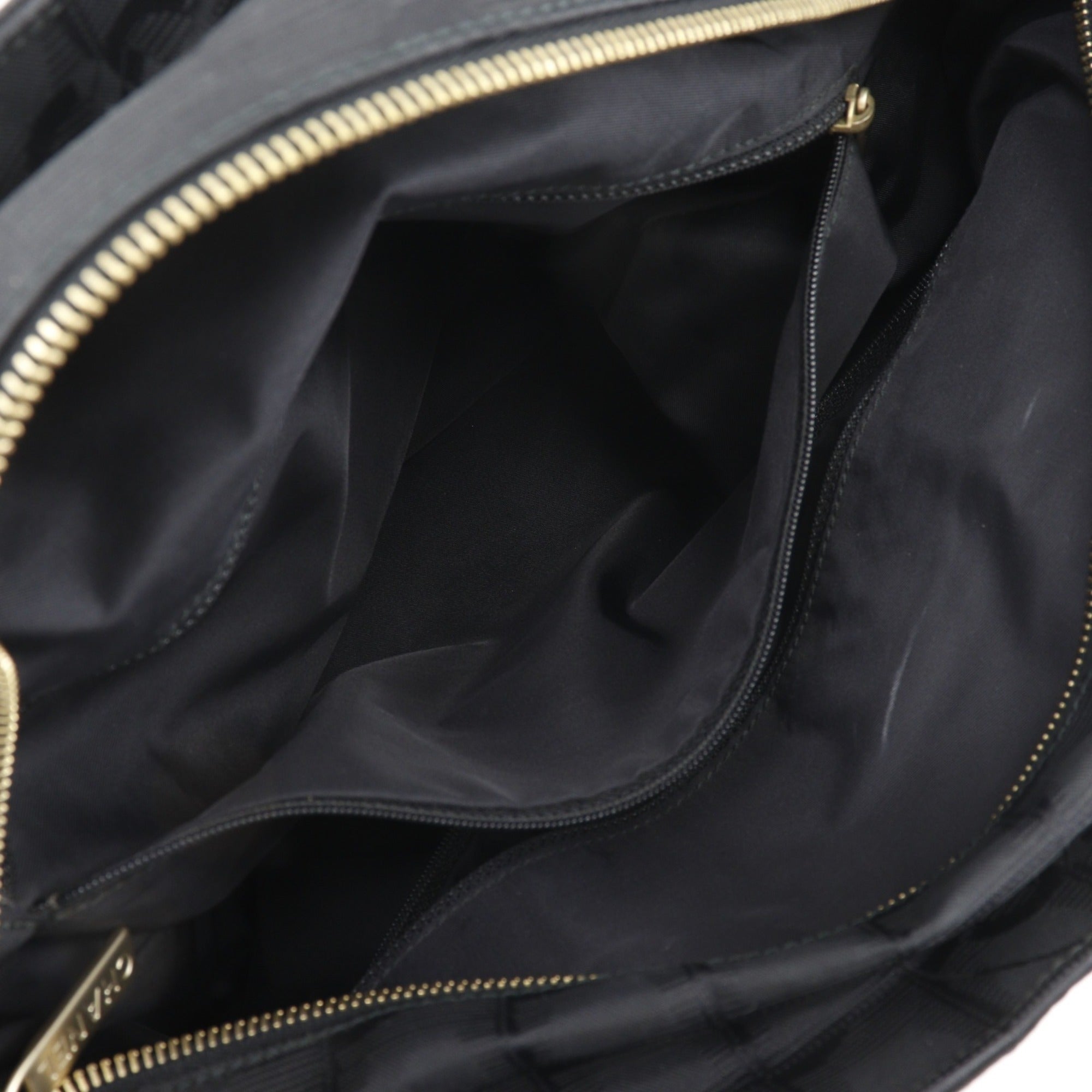 Chanel Black Nylon Canvas Tote Bag (Pre-Owned)