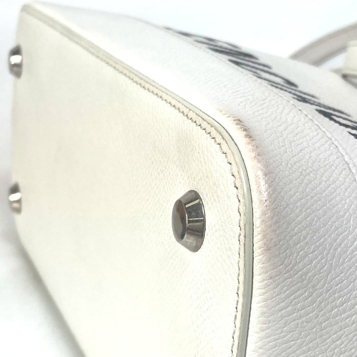 Balenciaga White Leather Handbag (Pre-Owned)