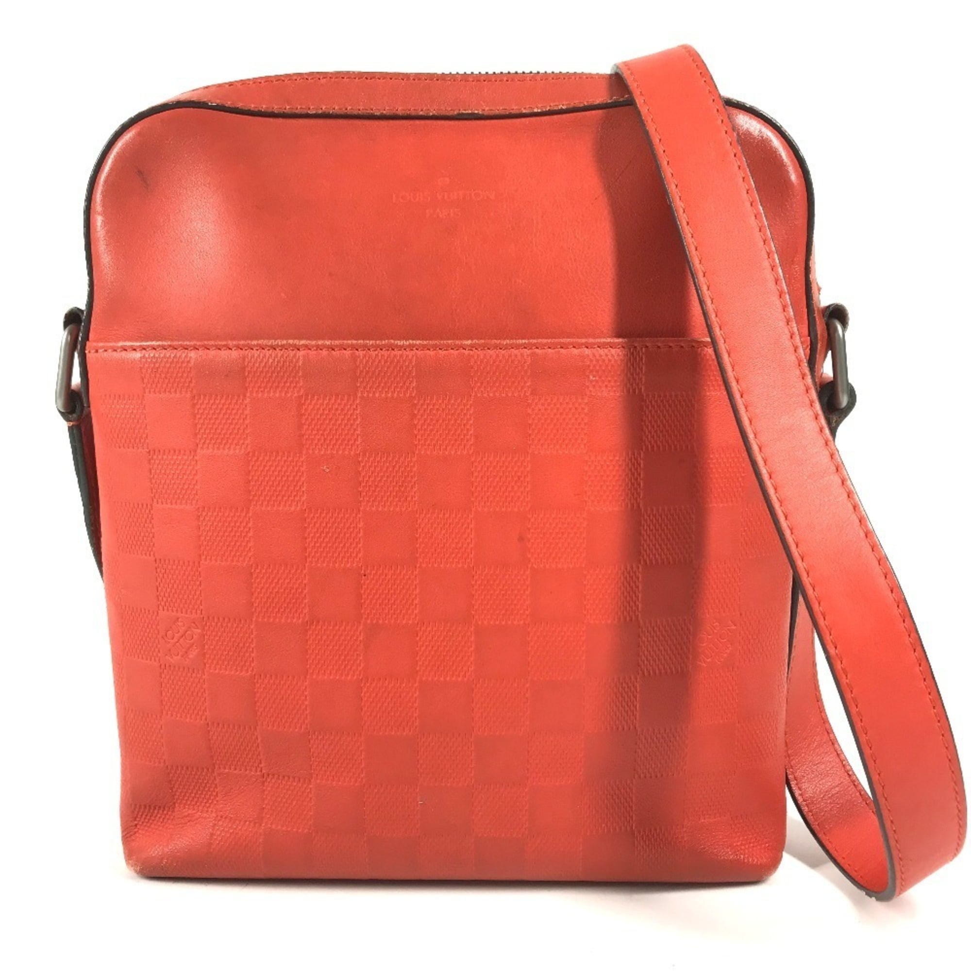 Louis Vuitton Red Color Damier Infini Leather Pochette Shoulder Bag (Pre-Owned)