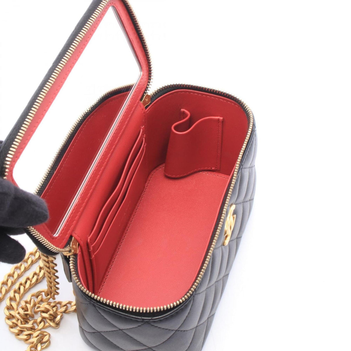 Chanel Black Leather Handbag Shoulder Bag (Pre-Owned)