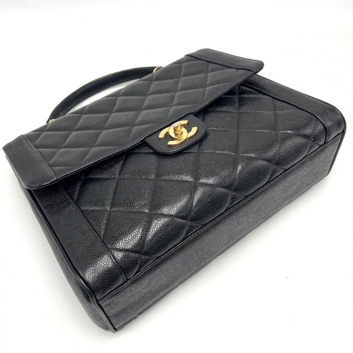 Chanel Black Grained Calfskin Handbag (Pre-Owned)