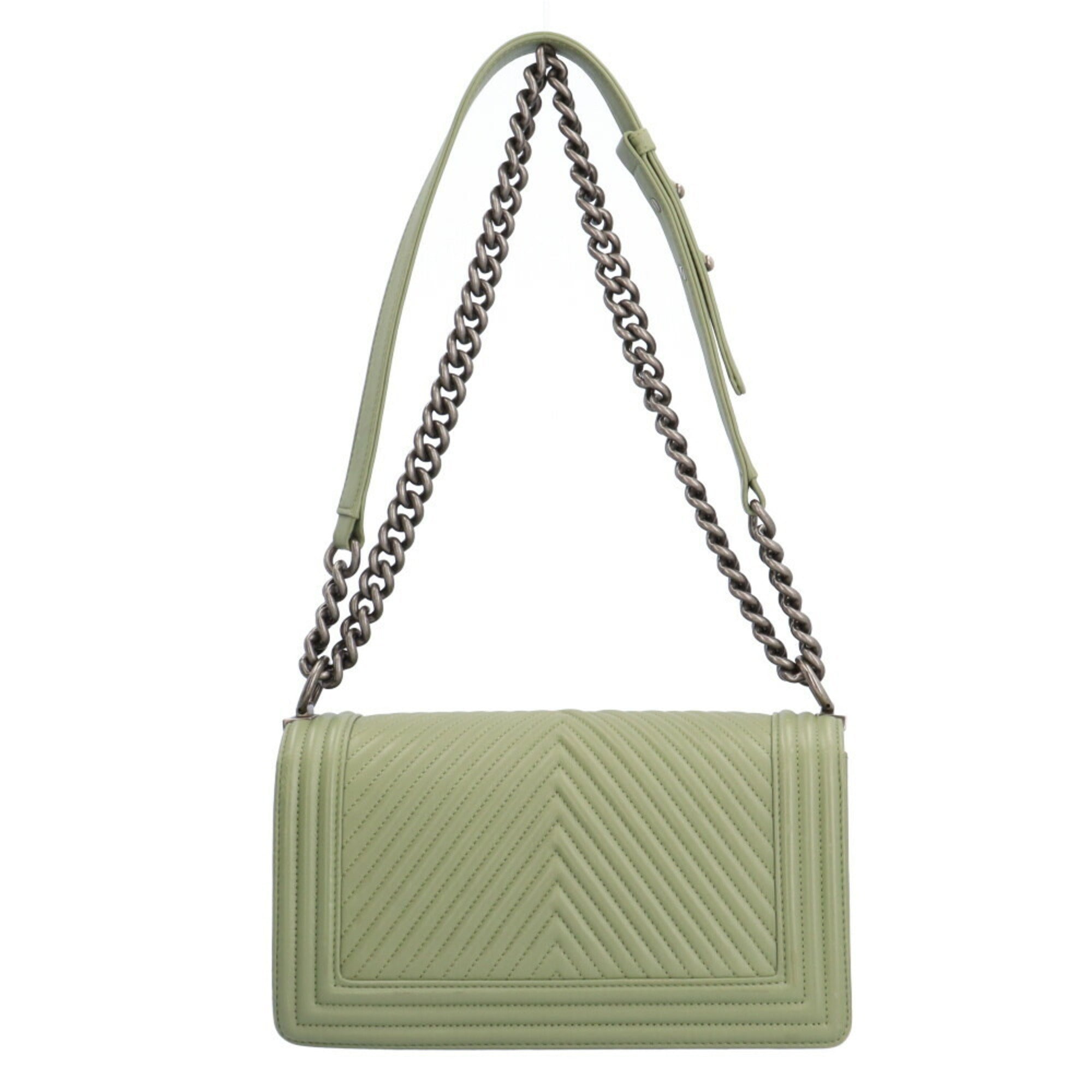 Chanel Green Leather Shoulder Bag (Pre-Owned)