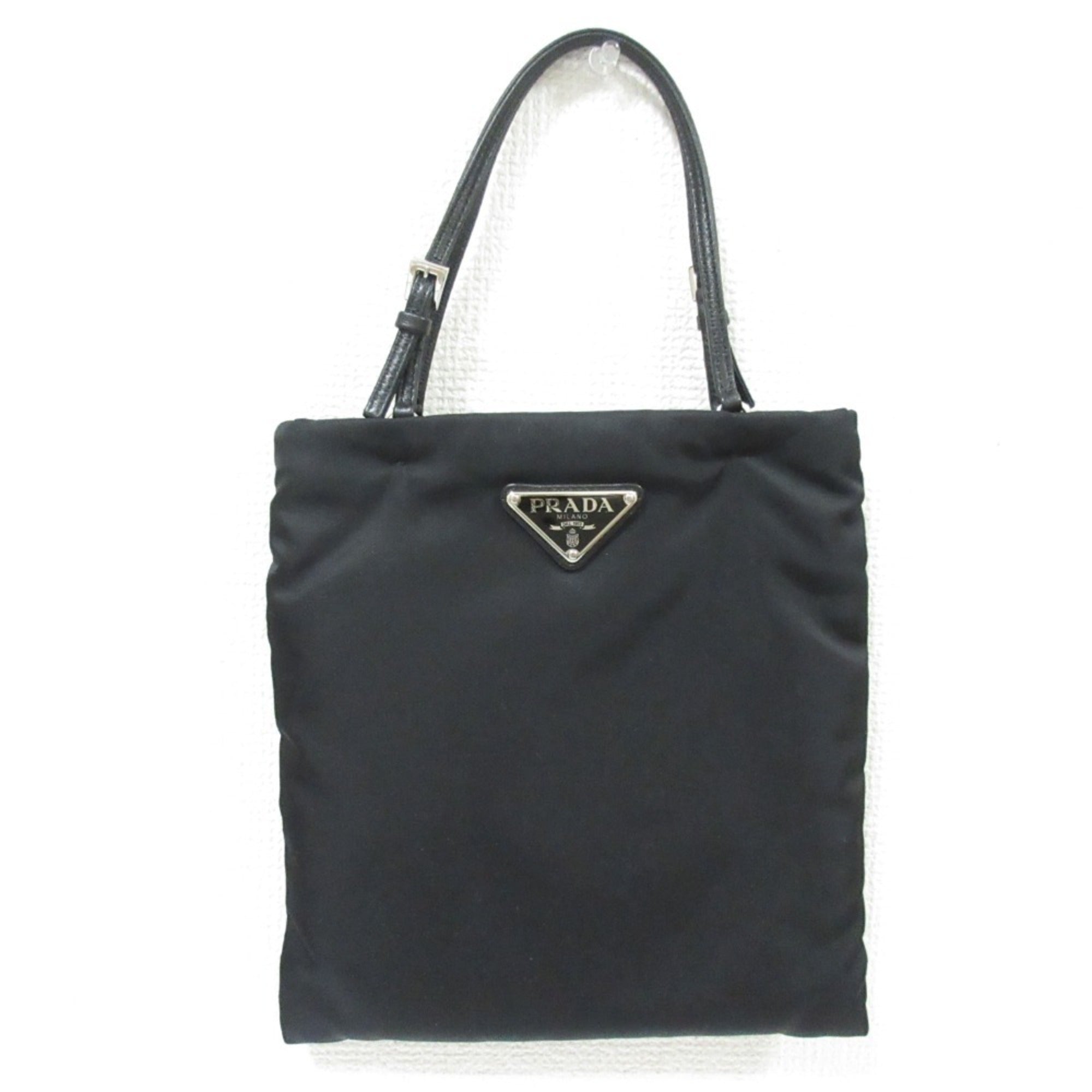 Prada Black Nylon Shoulder Bag (Pre-Owned)