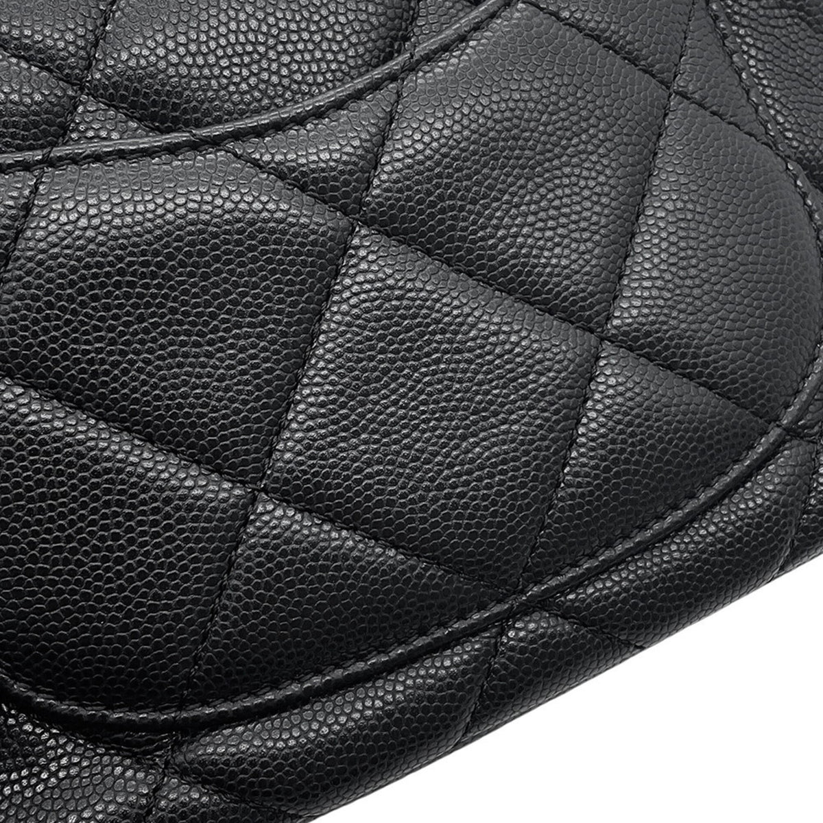 Chanel Matelasse Black Grained Calfskin Shoulder Bag (Pre-Owned)