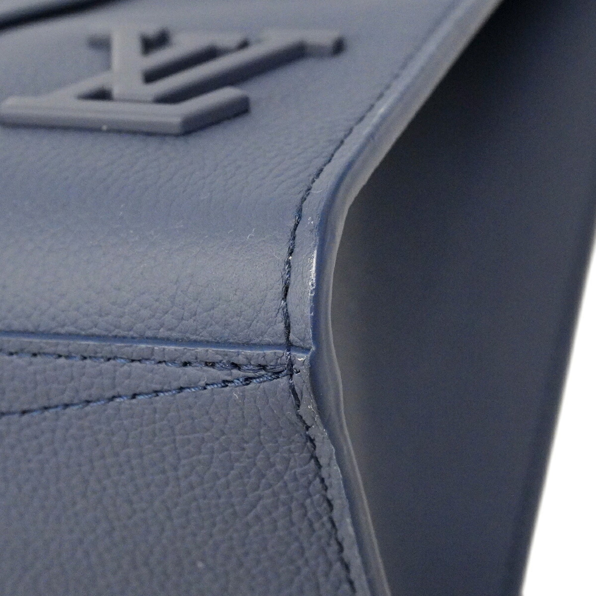 Louis Vuitton Navy Tote Bag (Pre-Owned)