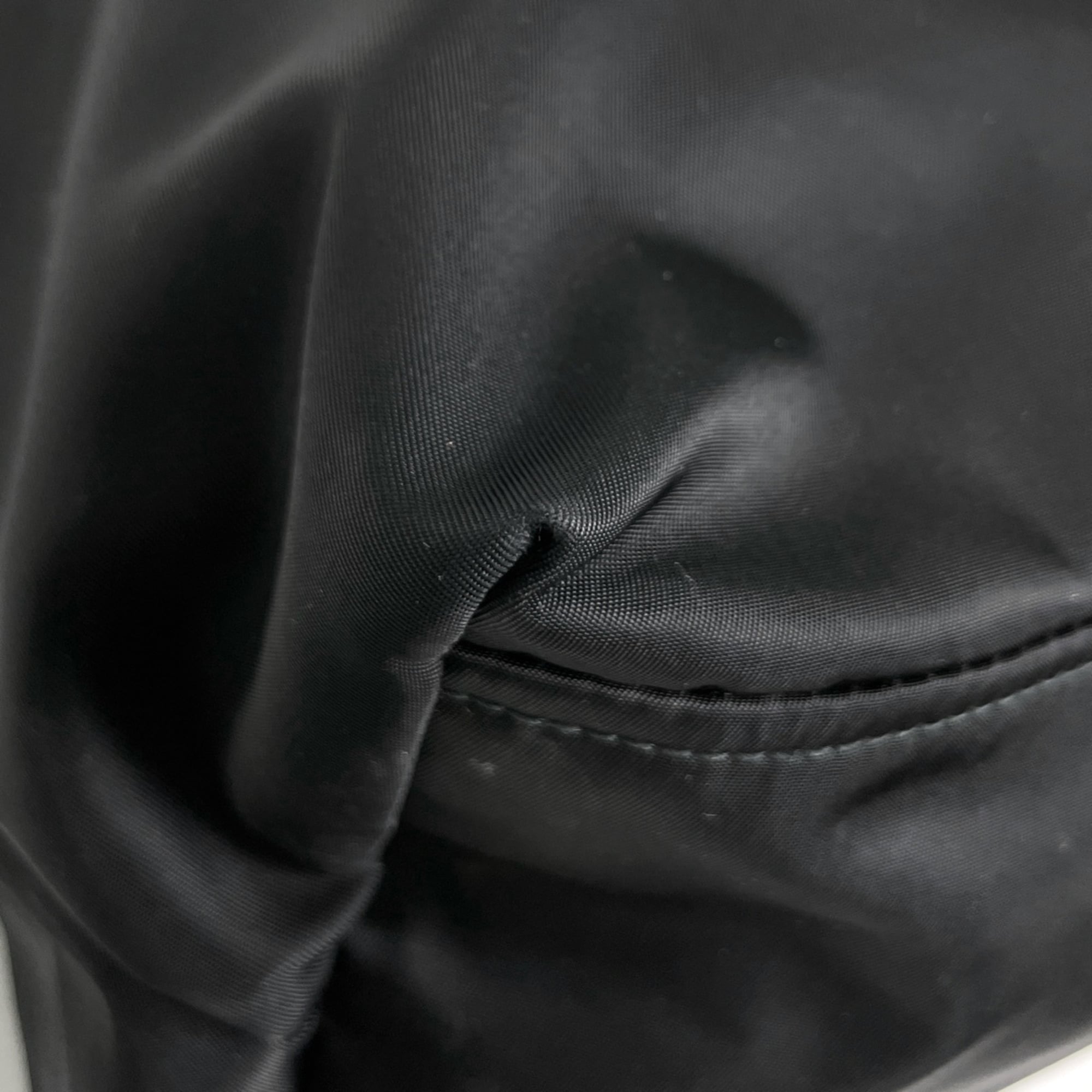 Prada Black Nylon Leather Tote Bag (Pre-Owned)