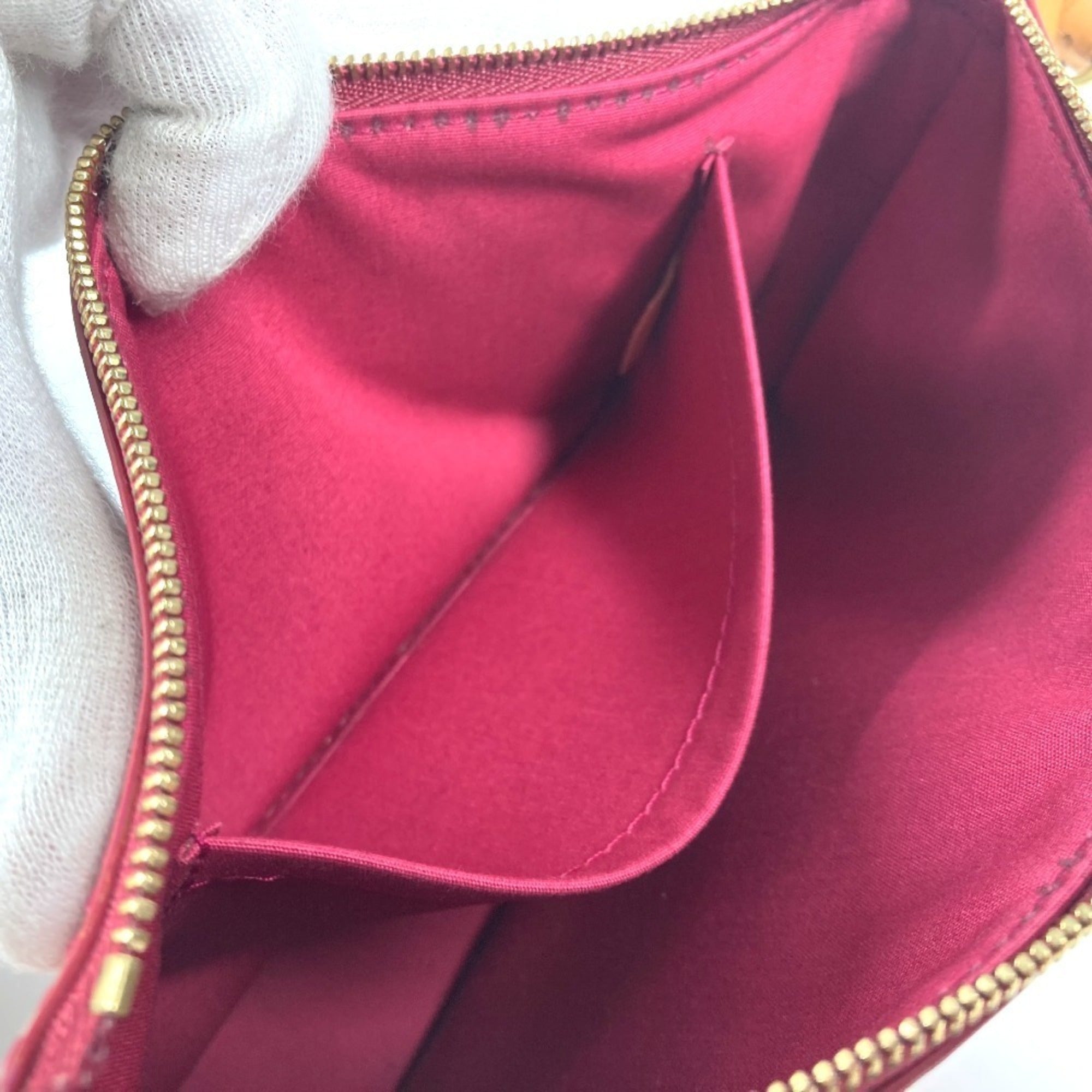 Louis Vuitton Indian Rose Pink Monogram Vernis Handbag Pochette Shoulder Bag (Pre-Owned)