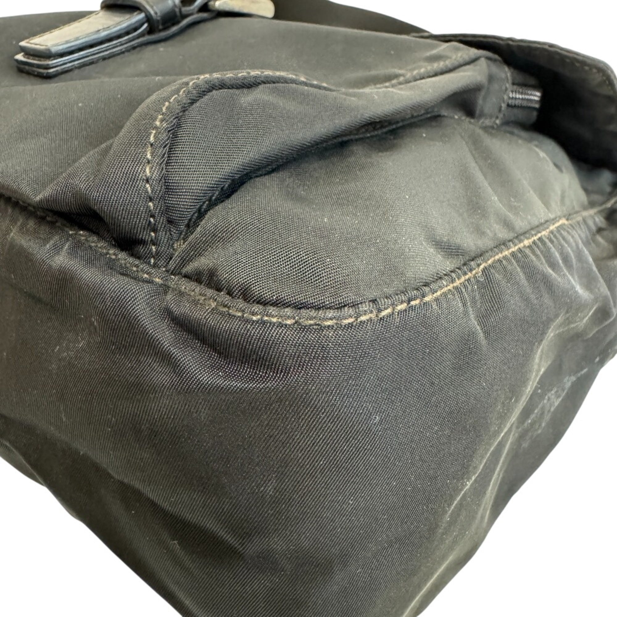 Prada Black Nylon Shoulder Bag (Pre-Owned)