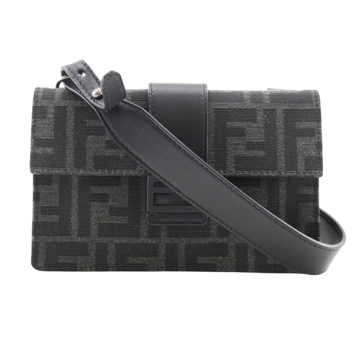Fendi Black Nylon Canvas Leather Baguette Bag Shoulder Bag (Pre-Owned)