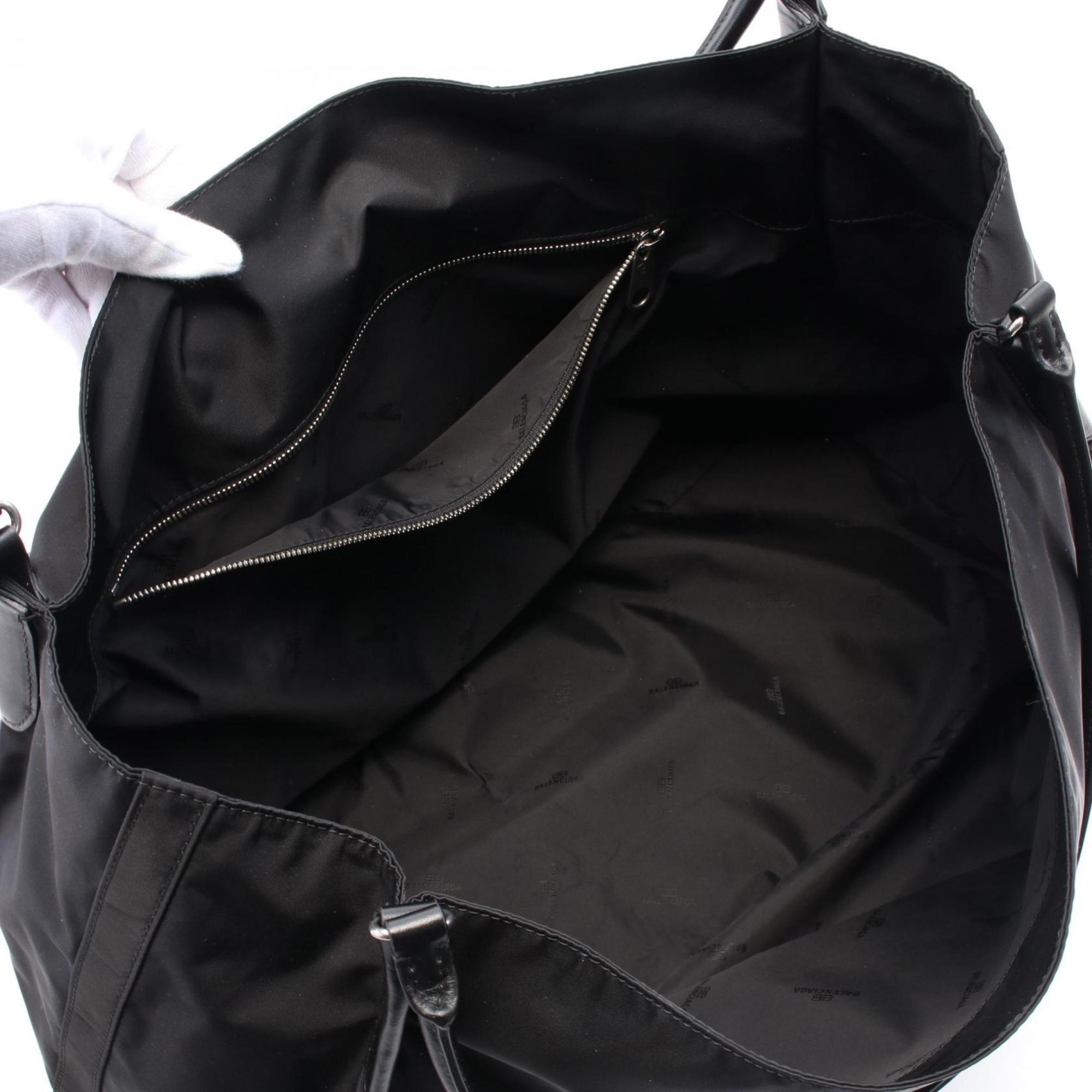 Balenciaga Black Nylon Leather Tote Bag (Pre-Owned)