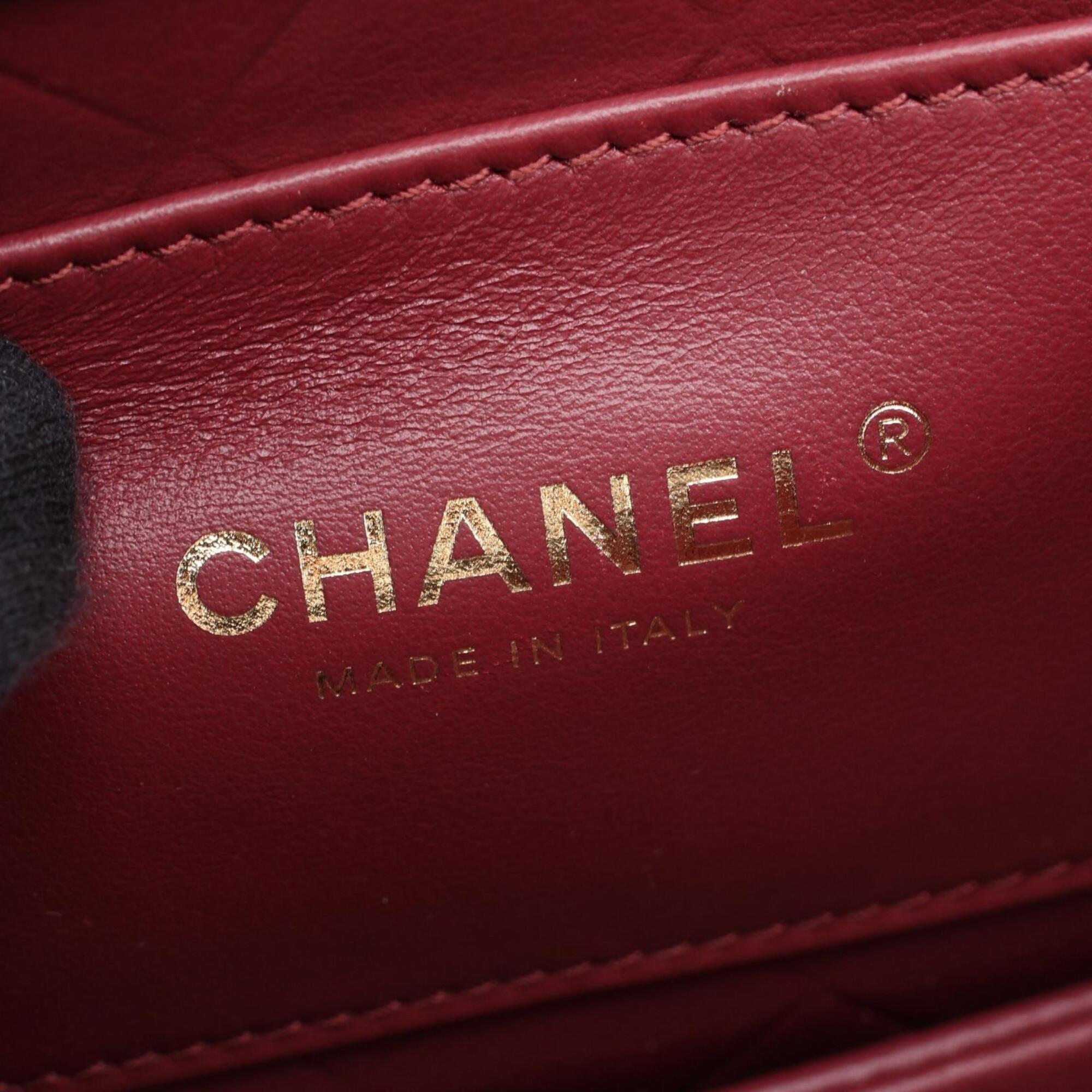 Chanel Black Grained Calfskin Handbag Shoulder Bag (Pre-Owned)