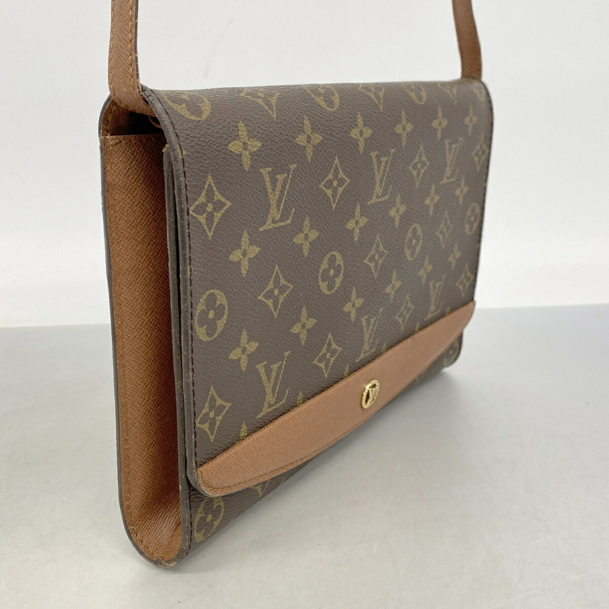 Louis Vuitton Brown Shoulder Bag (Pre-Owned)