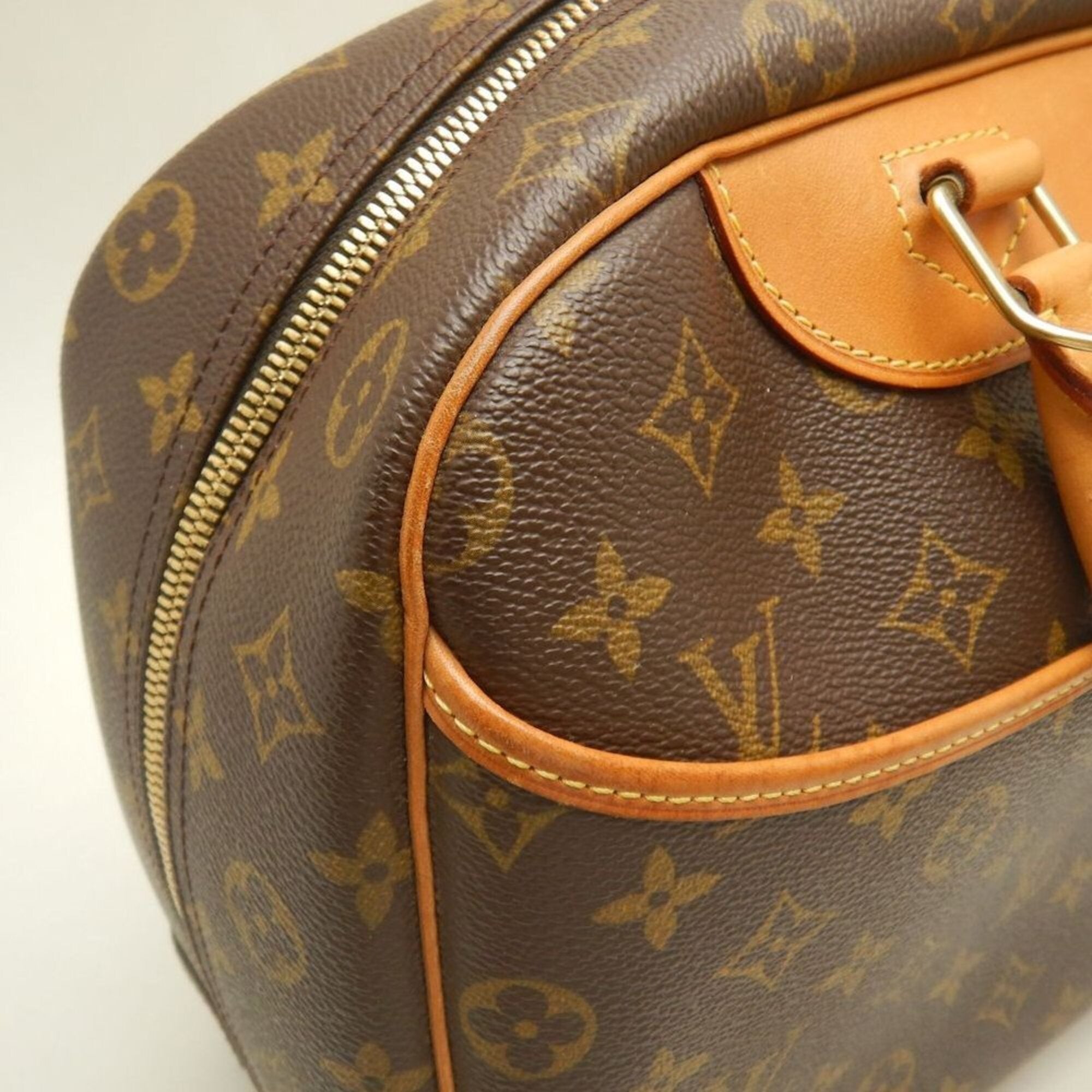 Louis Vuitton Monogram Brown Monogram Handbag (Pre-Owned)