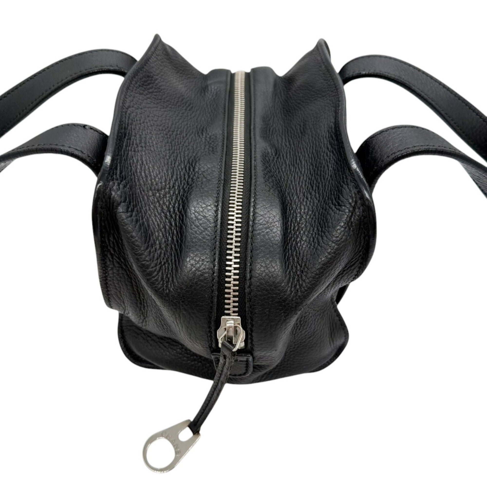 Chanel Black Leather Handbag (Pre-Owned)