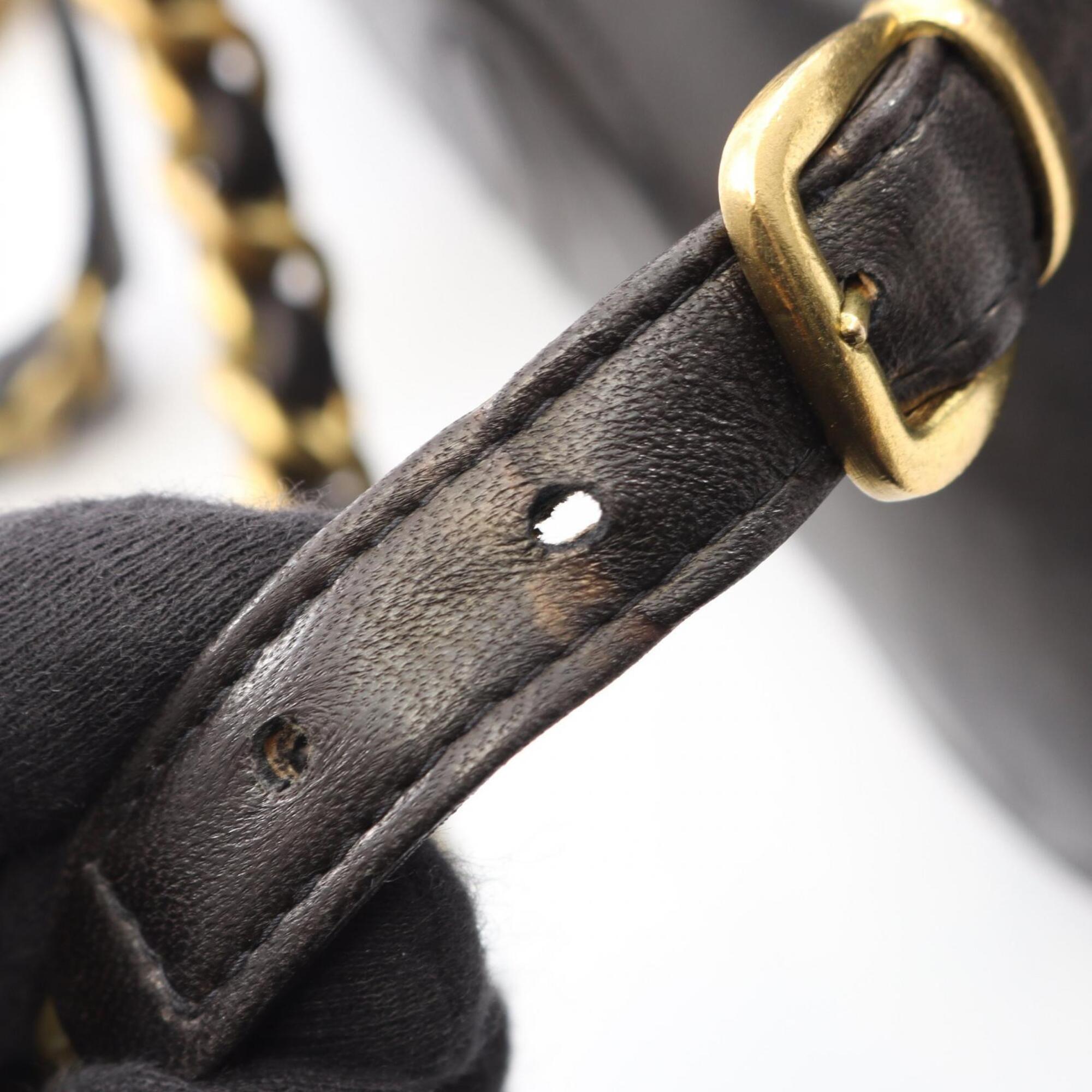 Chanel Matelasse Black Leather Backpack Handbag (Pre-Owned)
