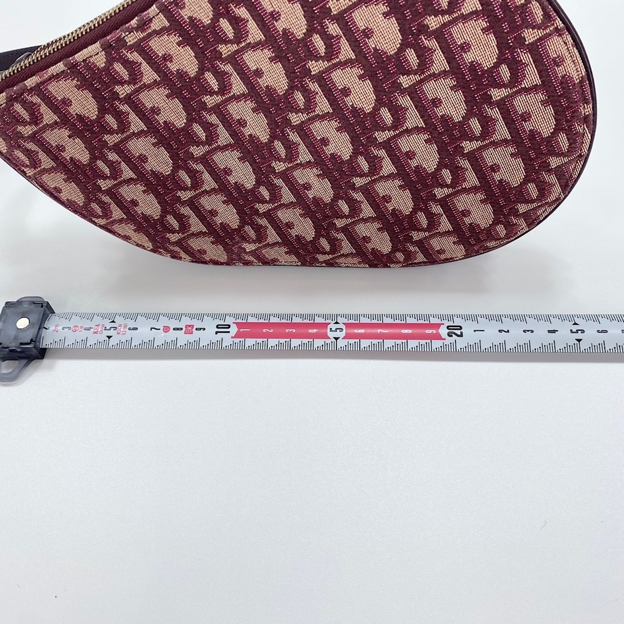 Christian Dior Trotter Red Color Wine Trotter Shoulder Bag (Pre-Owned)
