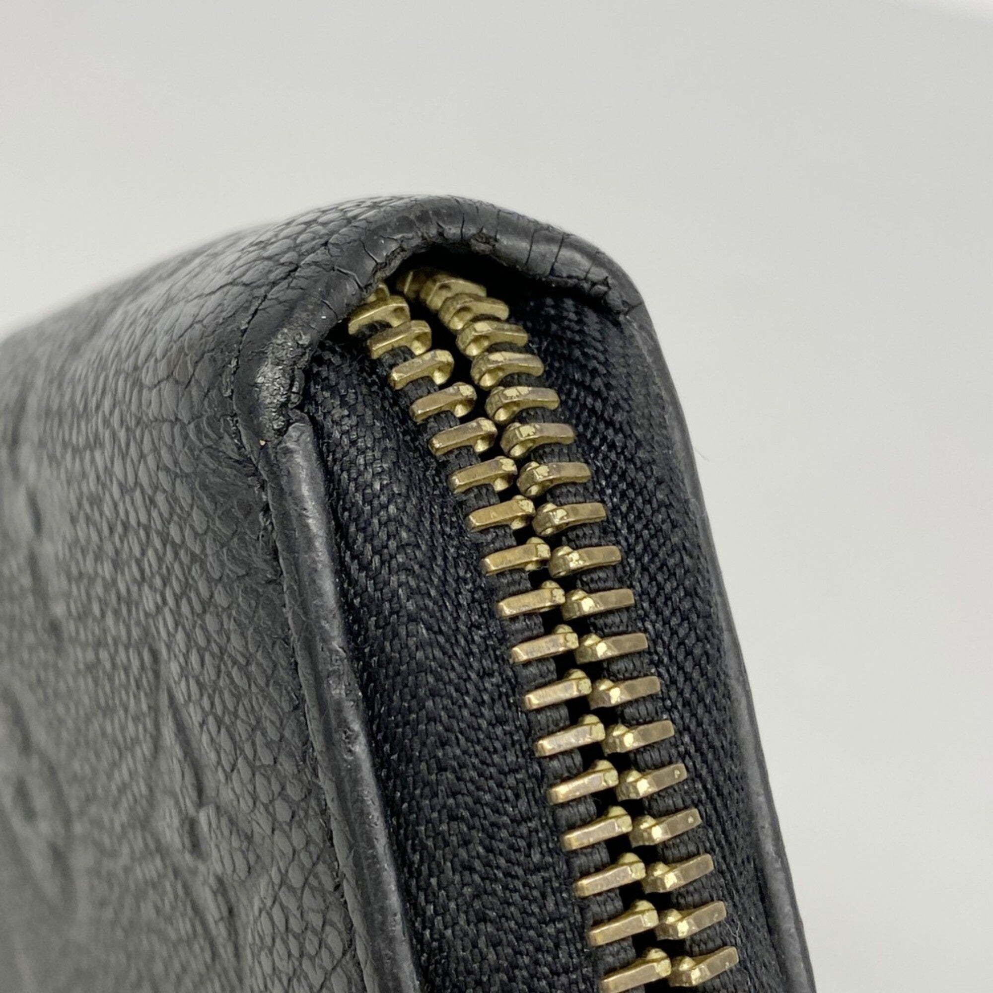 Louis Vuitton Noir Long Wallet (Bi-Fold) (Pre-Owned)