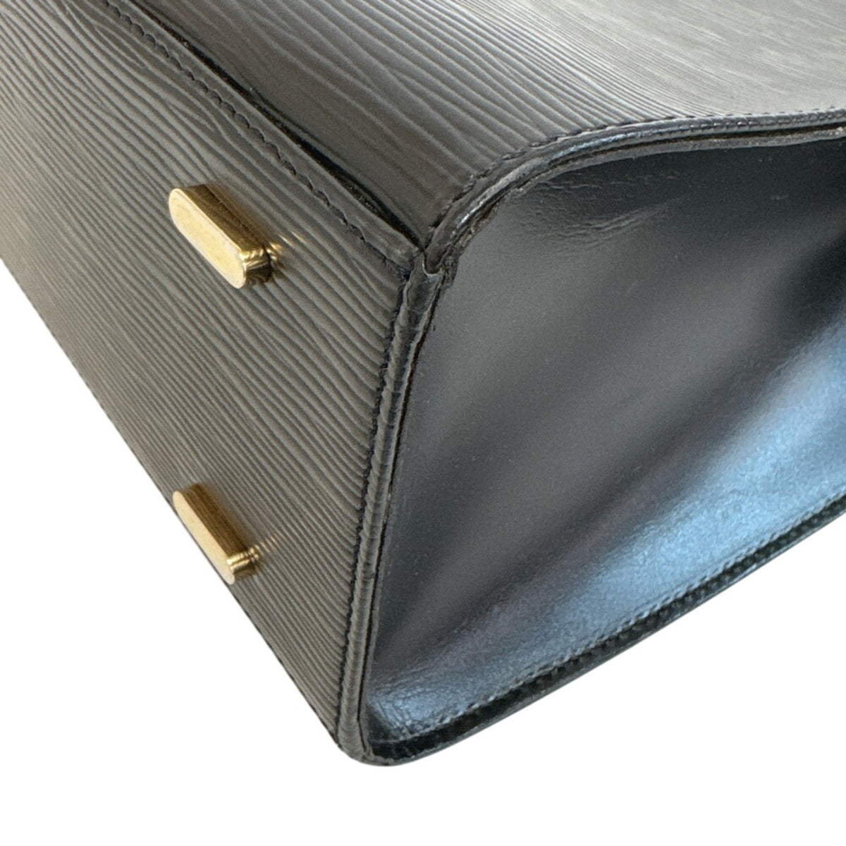 Louis Vuitton Epi Black Leather Handbag (Pre-Owned)