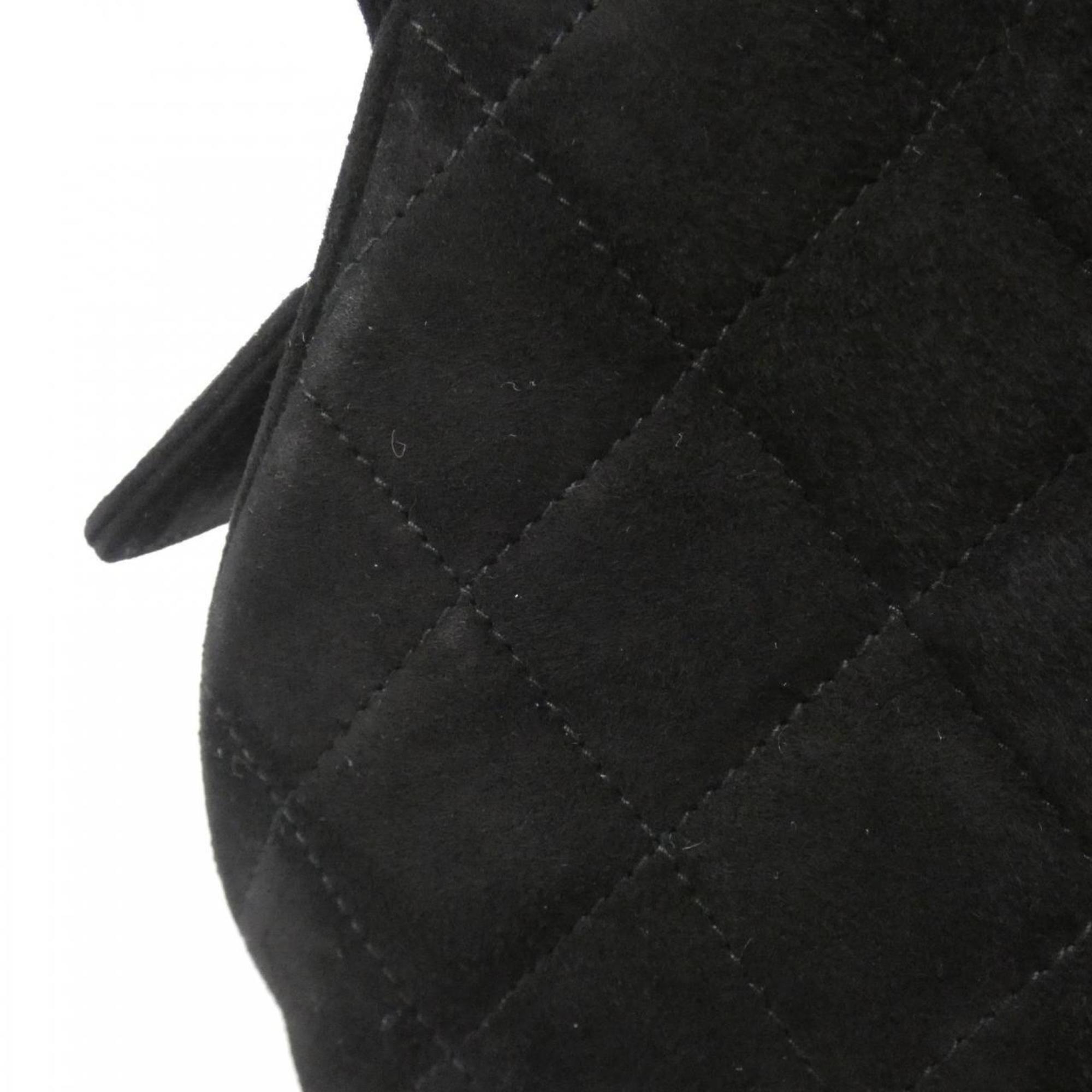 Chanel Black Suede Handbag (Pre-Owned)